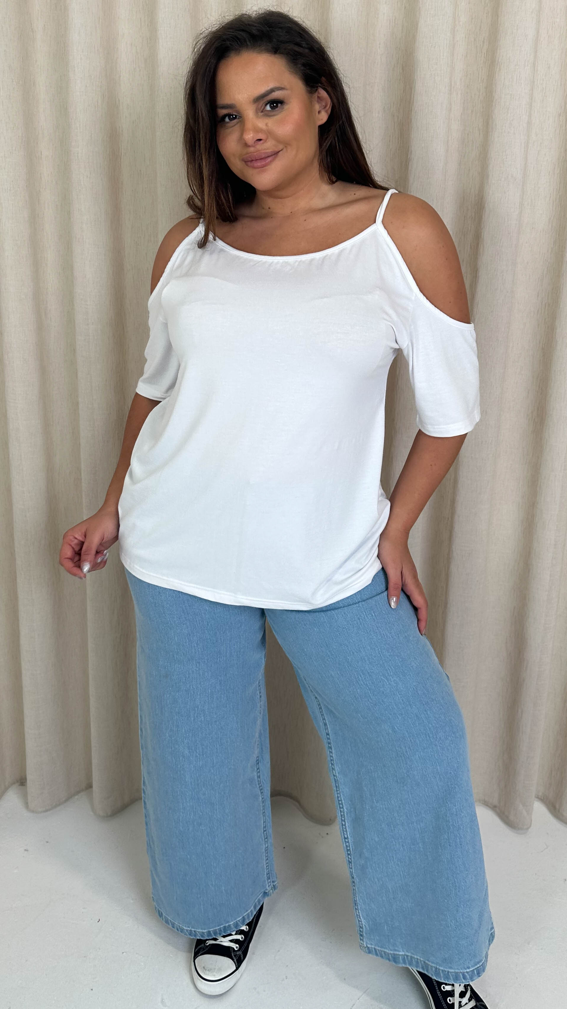 CurveWow Cold Shoulder Top White