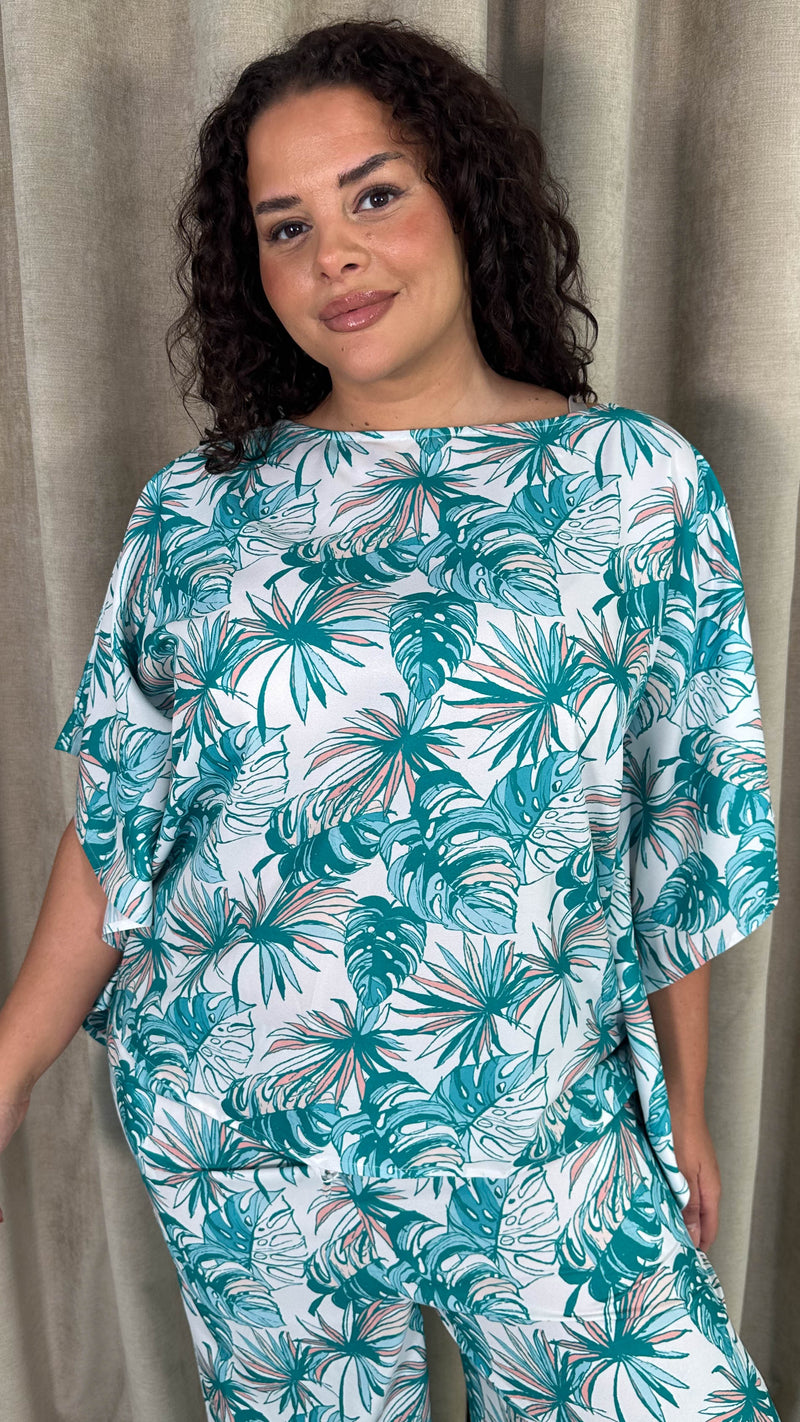 CurveWow Cape Top Green & White Palm Leaves