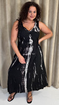 CurveWow Tie Dye Maxi Dress Mono