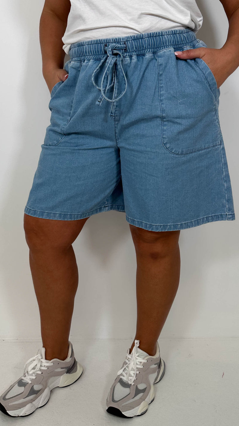 CurveWow Chambray Shorts Light Wash