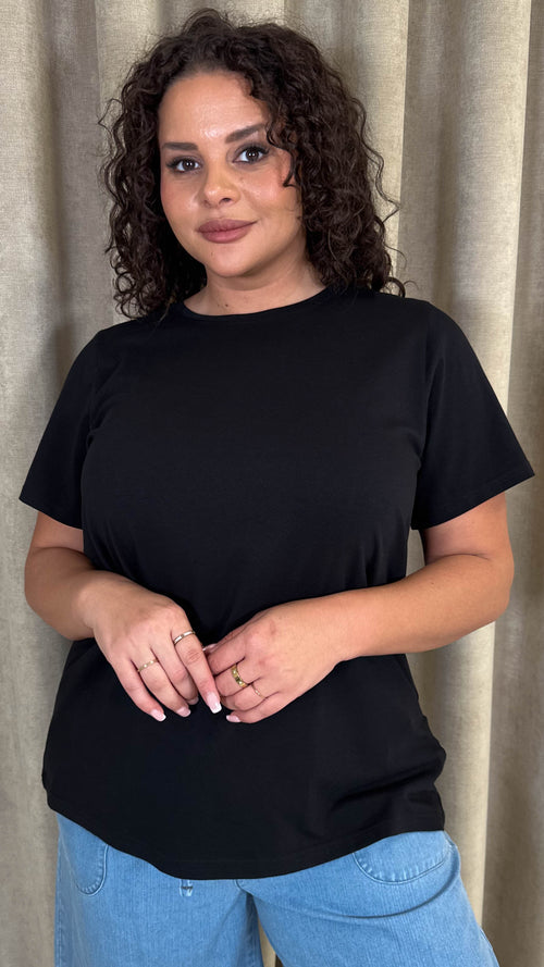 CurveWow Basic T-Shirt Black