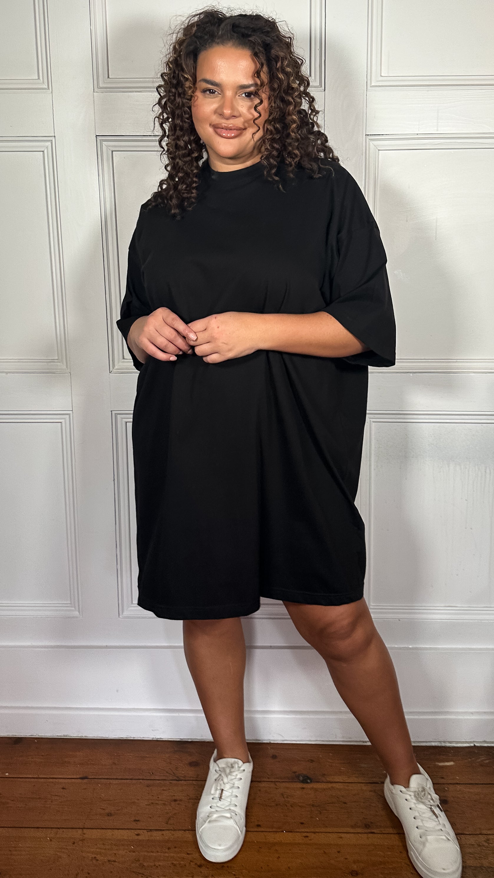 CurveWow Oversized T-Shirt Dress Black Curvewow CurveWow Oversized T-Shirt Dress Black Curvewow