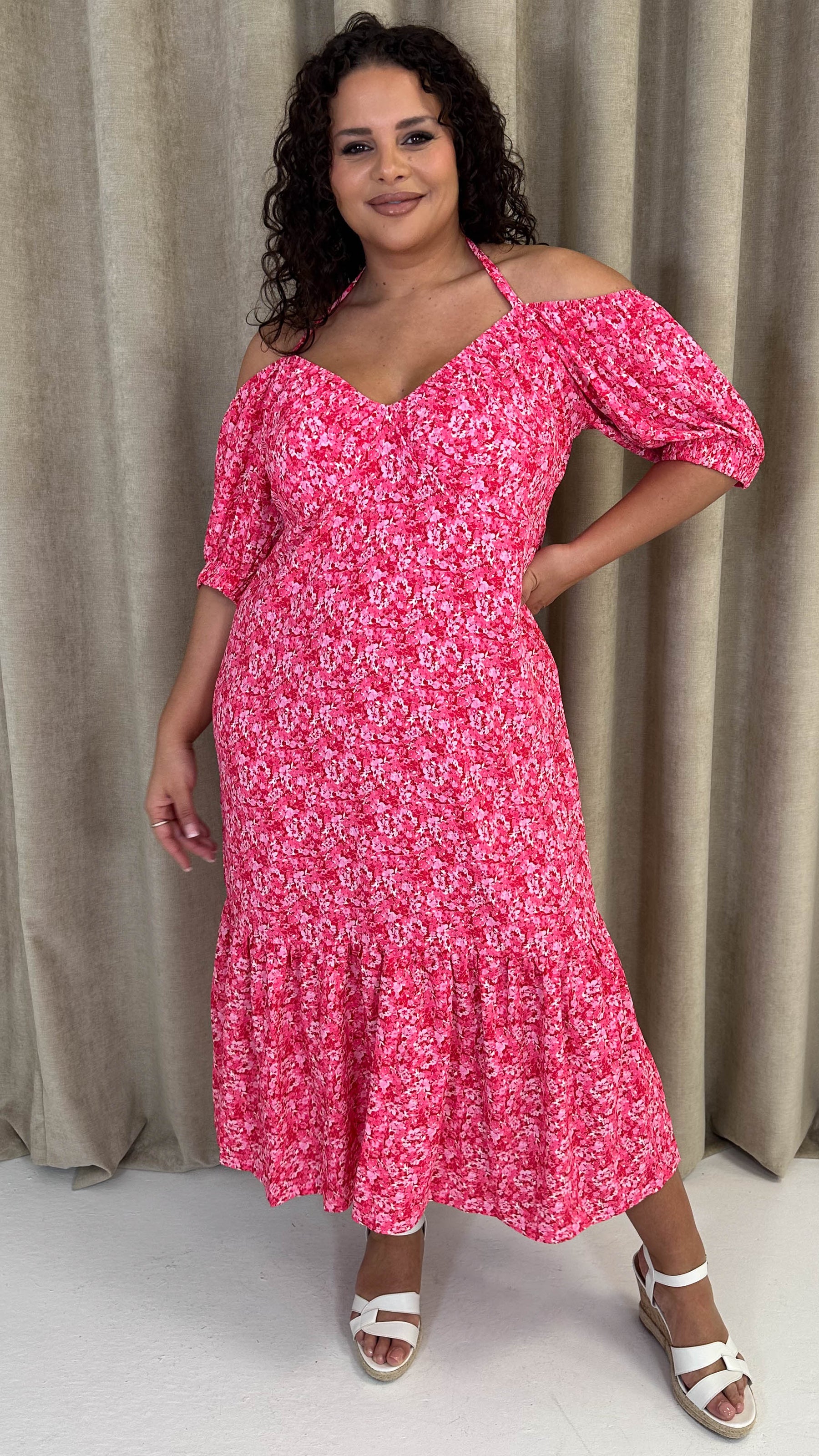 CurveWow Frill Hem Halter Tie Midi Dress Red/Pink Floral Curvewow CurveWow Frill Hem Halter Tie Midi Dress Red/Pink Floral Curvewow