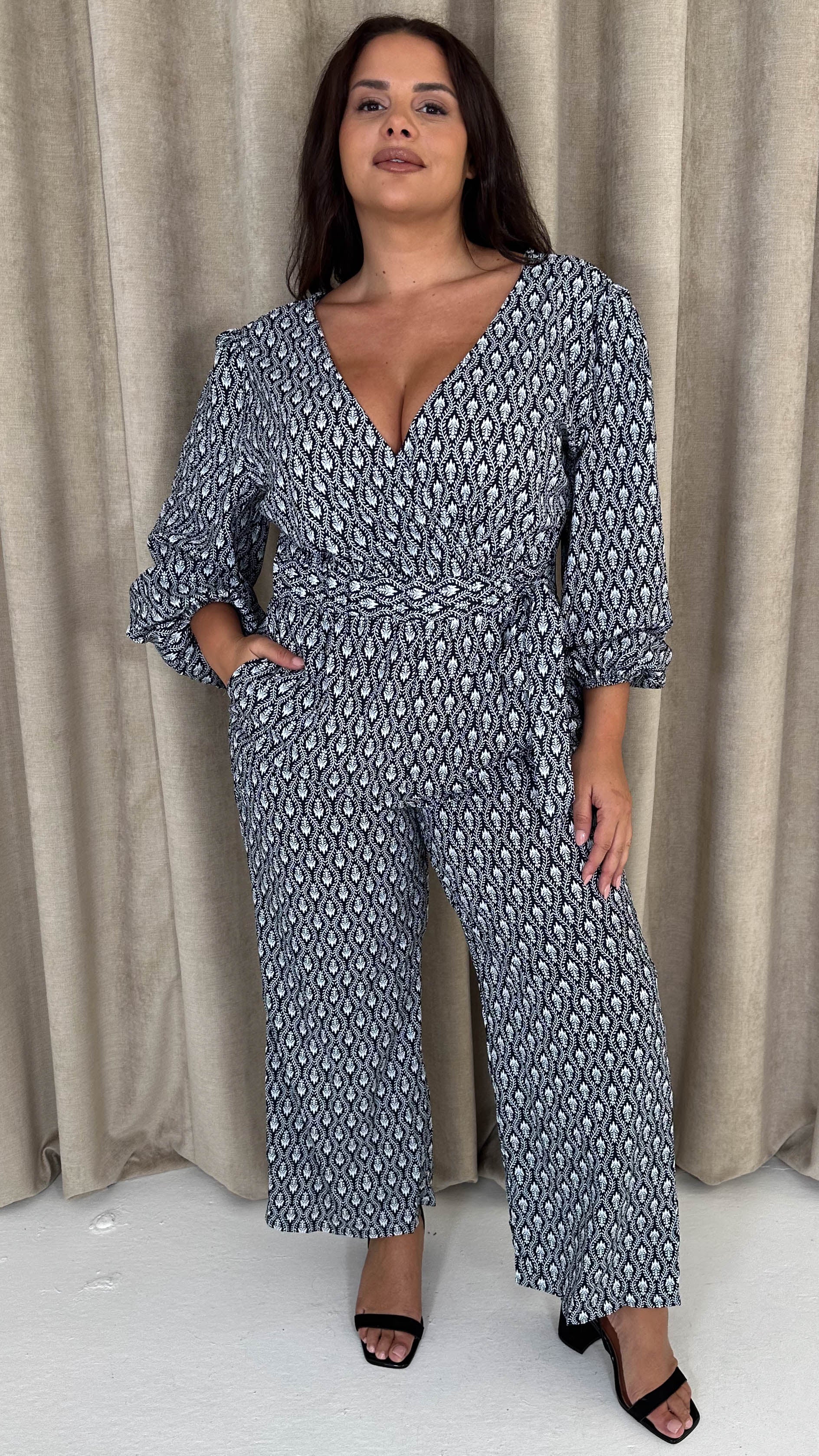 CurveWow Wrap Tie Side Jumpsuit Black Mono