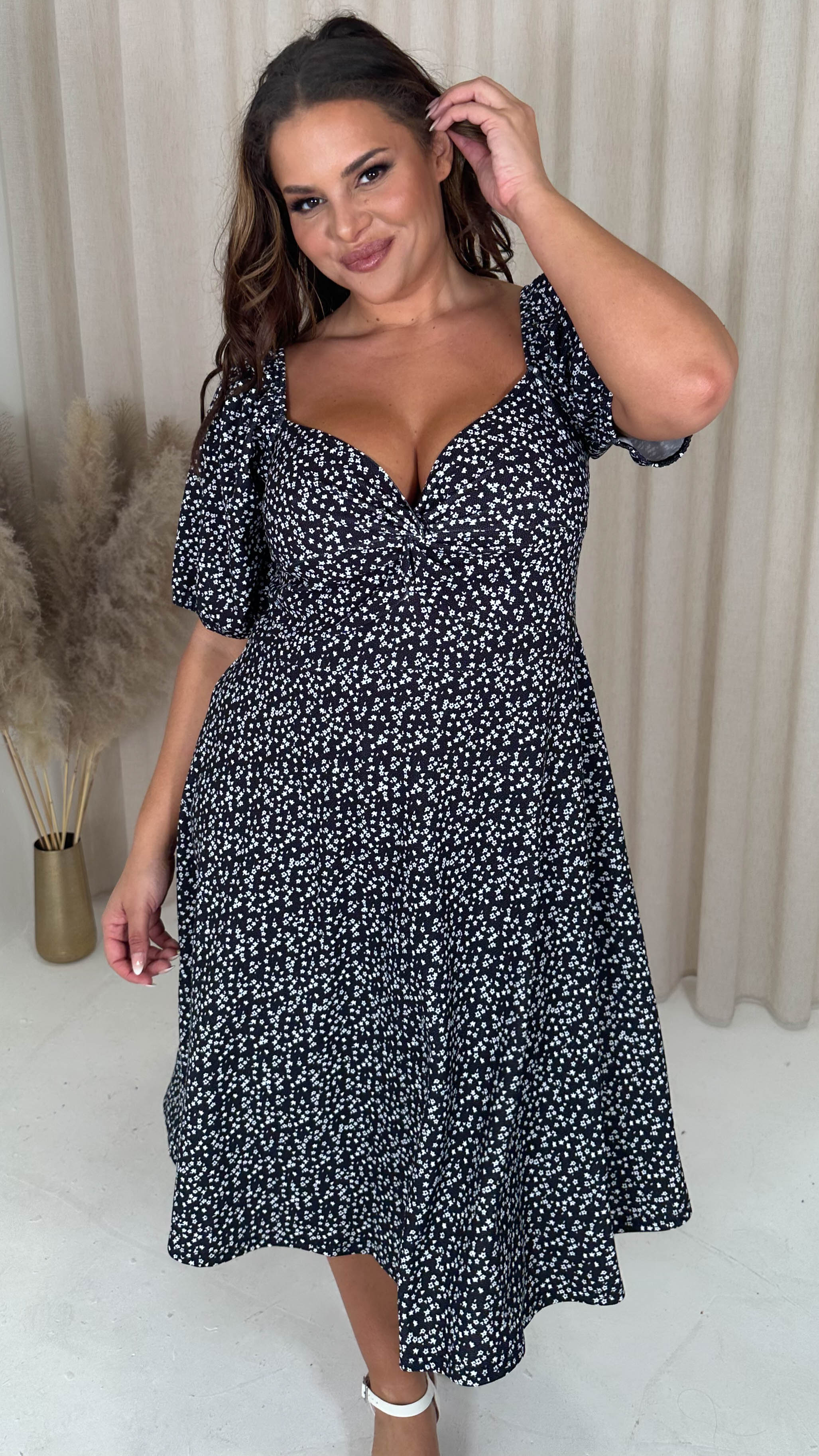 CurveWow Knot Front Milkmaid Skater Dress Mono Ditsy