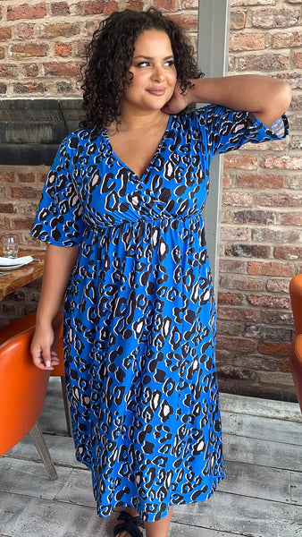 CurveWow Wrap Midi Dress Blue Leopard Curvewow CurveWow Wrap Midi Dress Blue Leopard Curvewow