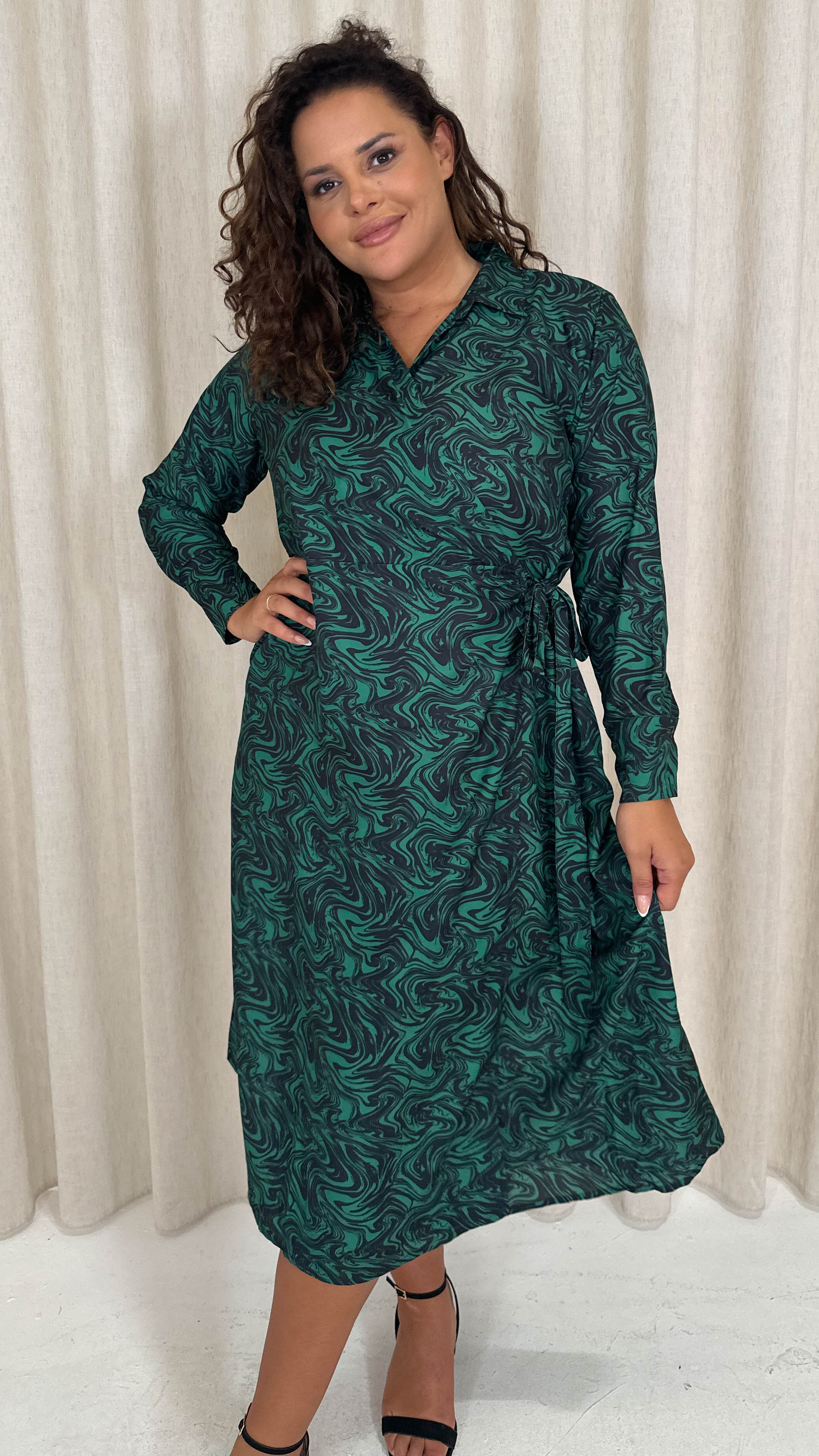CurveWow Midi Wrap Shirt Dress Black & Green Swirl Curvewow CurveWow Midi Wrap Shirt Dress Black & Green Swirl Curvewow