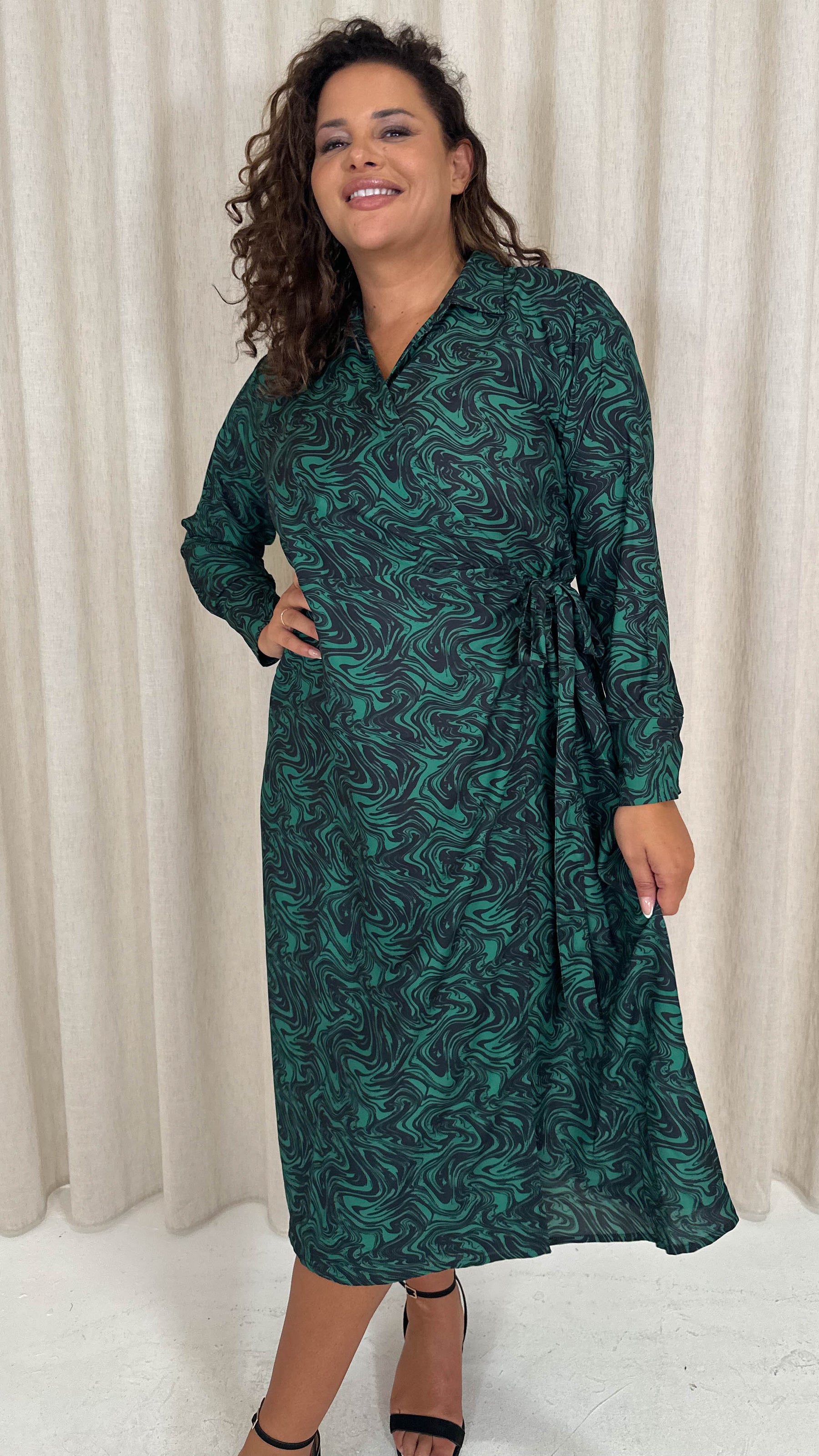 CurveWow Midi Wrap Shirt Dress Black & Green Swirl Curvewow CurveWow Midi Wrap Shirt Dress Black & Green Swirl Curvewow
