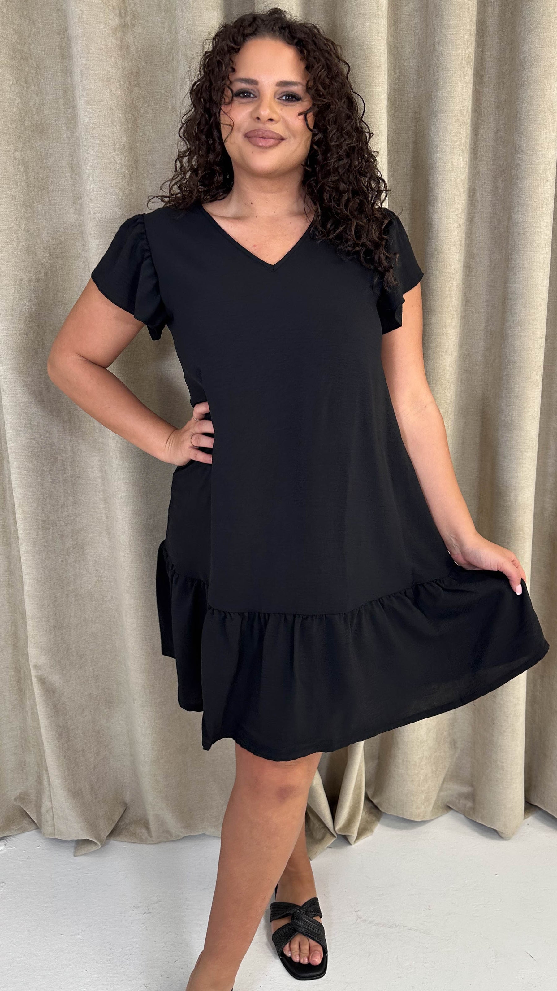 CurveWow Ruffle Tiered Mini Dress Black Curvewow CurveWow Ruffle Tiered Mini Dress Black Curvewow