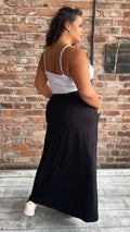 CurveWow Basic Pocket Maxi Skirt Black