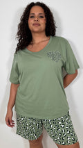 CurveWow Oversized Short Pyjama Set Green Leopard