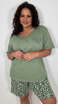 CurveWow Oversized Short Pyjama Set Green Leopard