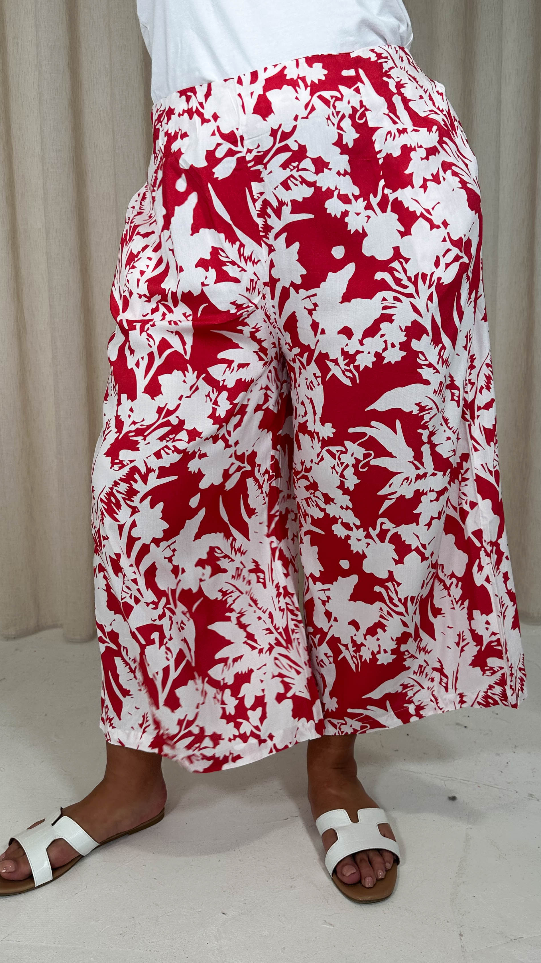 CurveWow Woven Wide Leg Trouser Red Floral