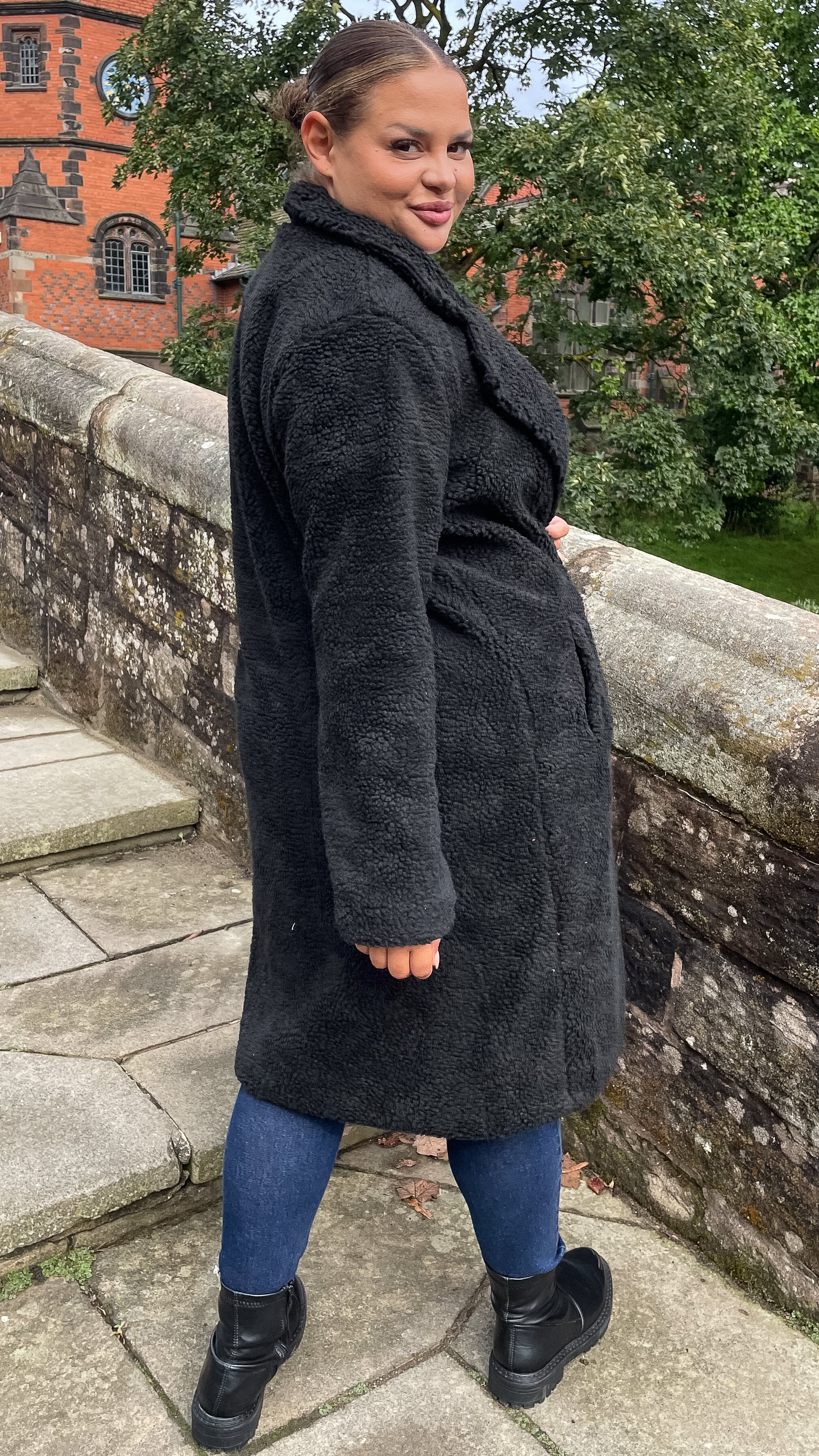 CurveWow Teddy Coat Black