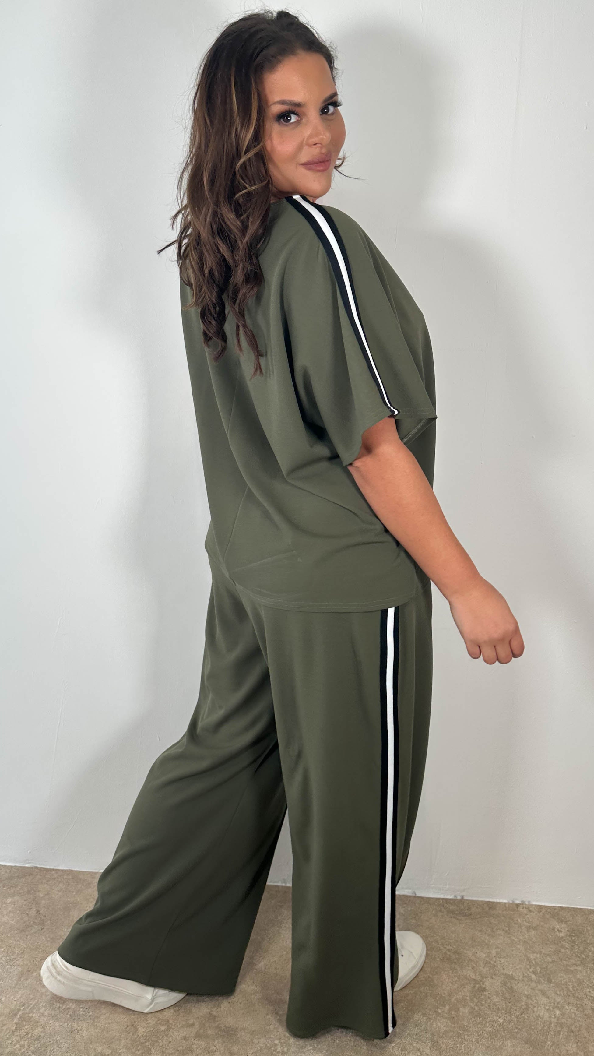 CurveWow Pintuck Front Side Tape Trouser Khaki