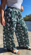 CurveWow Printed Wide Leg Pants Green
