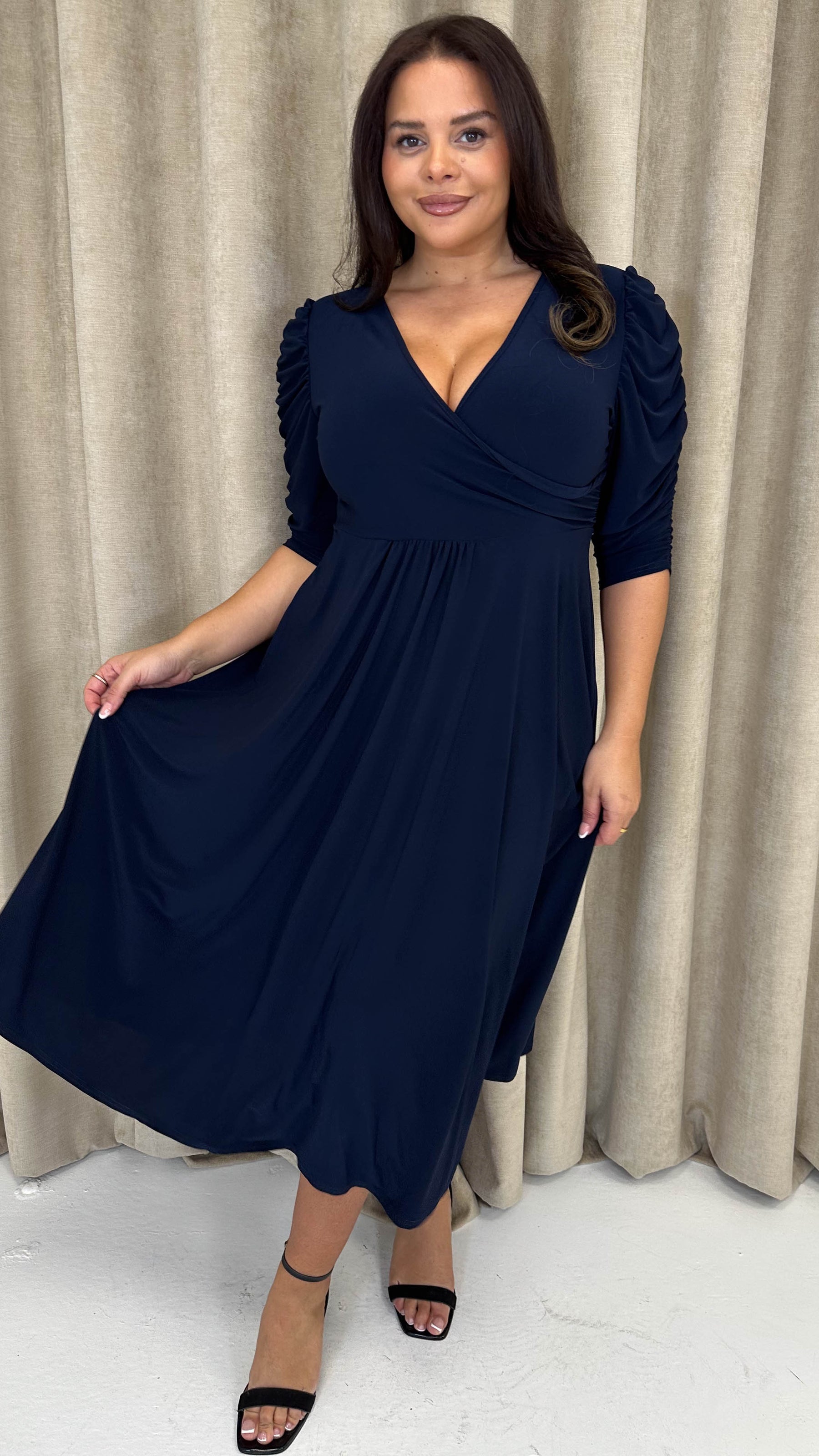 CurveWow 3/4 Balloon Sleeve Wrap Midi Dress Navy Curvewow CurveWow 3/4 Balloon Sleeve Wrap Midi Dress Navy Curvewow