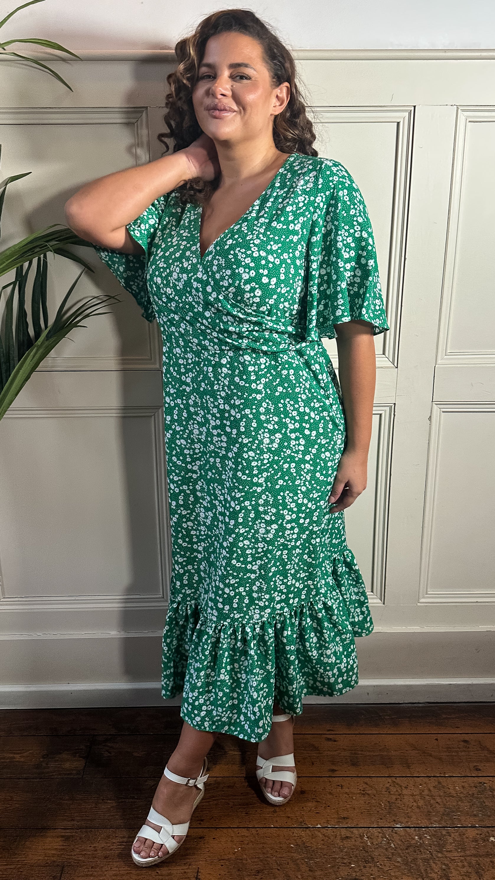 CurveWow Wrap Smock Midi Dress Green Ditsy Floral