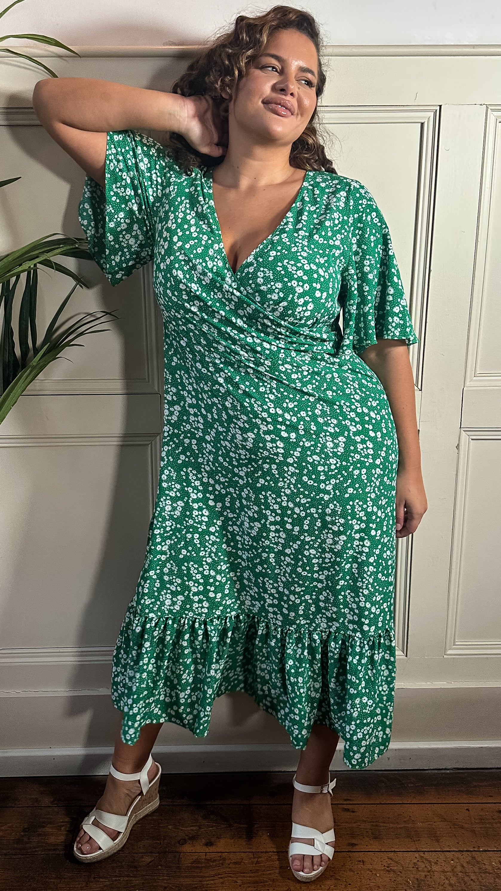 CurveWow Wrap Smock Midi Dress Green Ditsy Floral