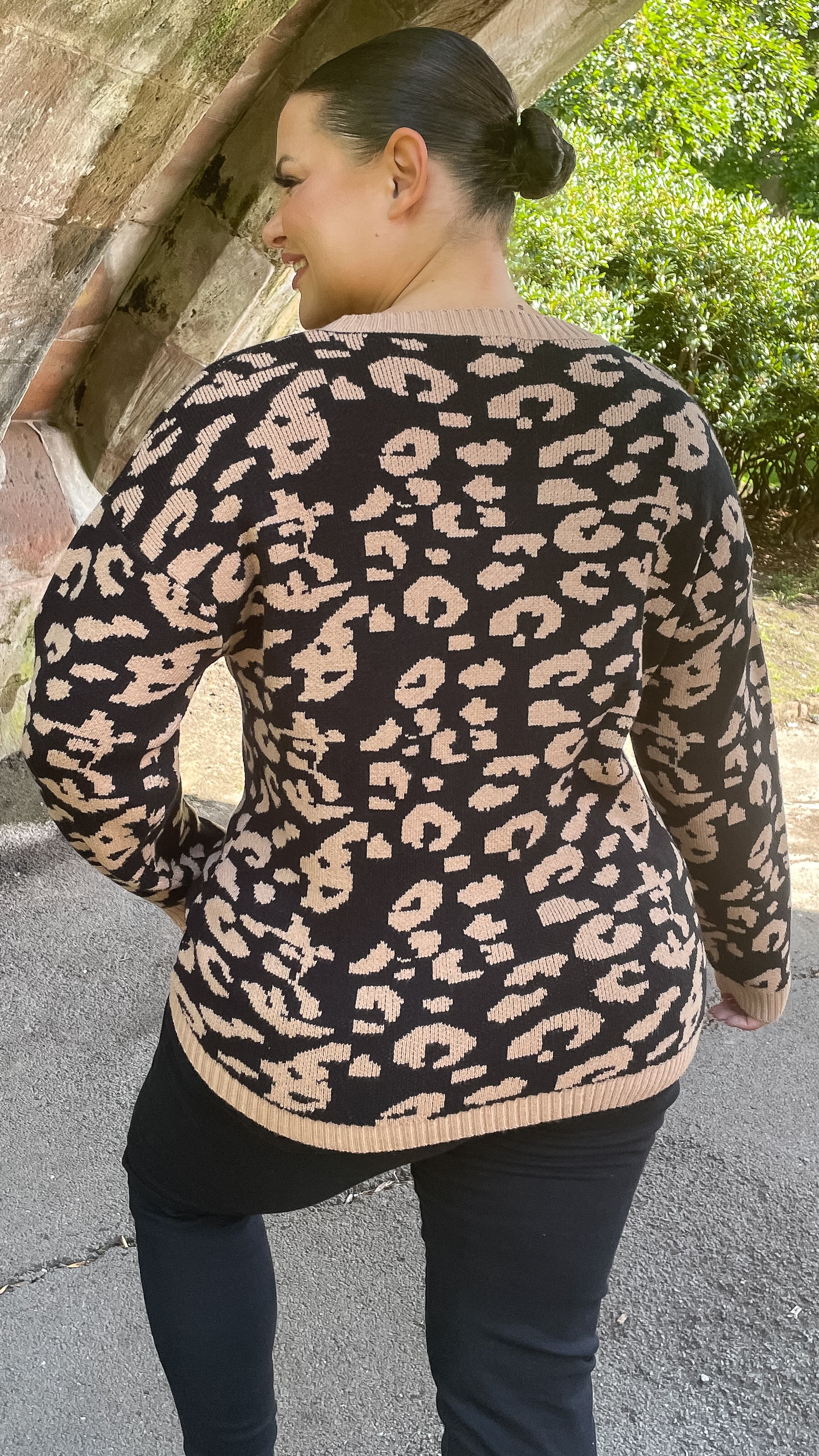 CurveWow Leopard Print Jumper Black & Camel