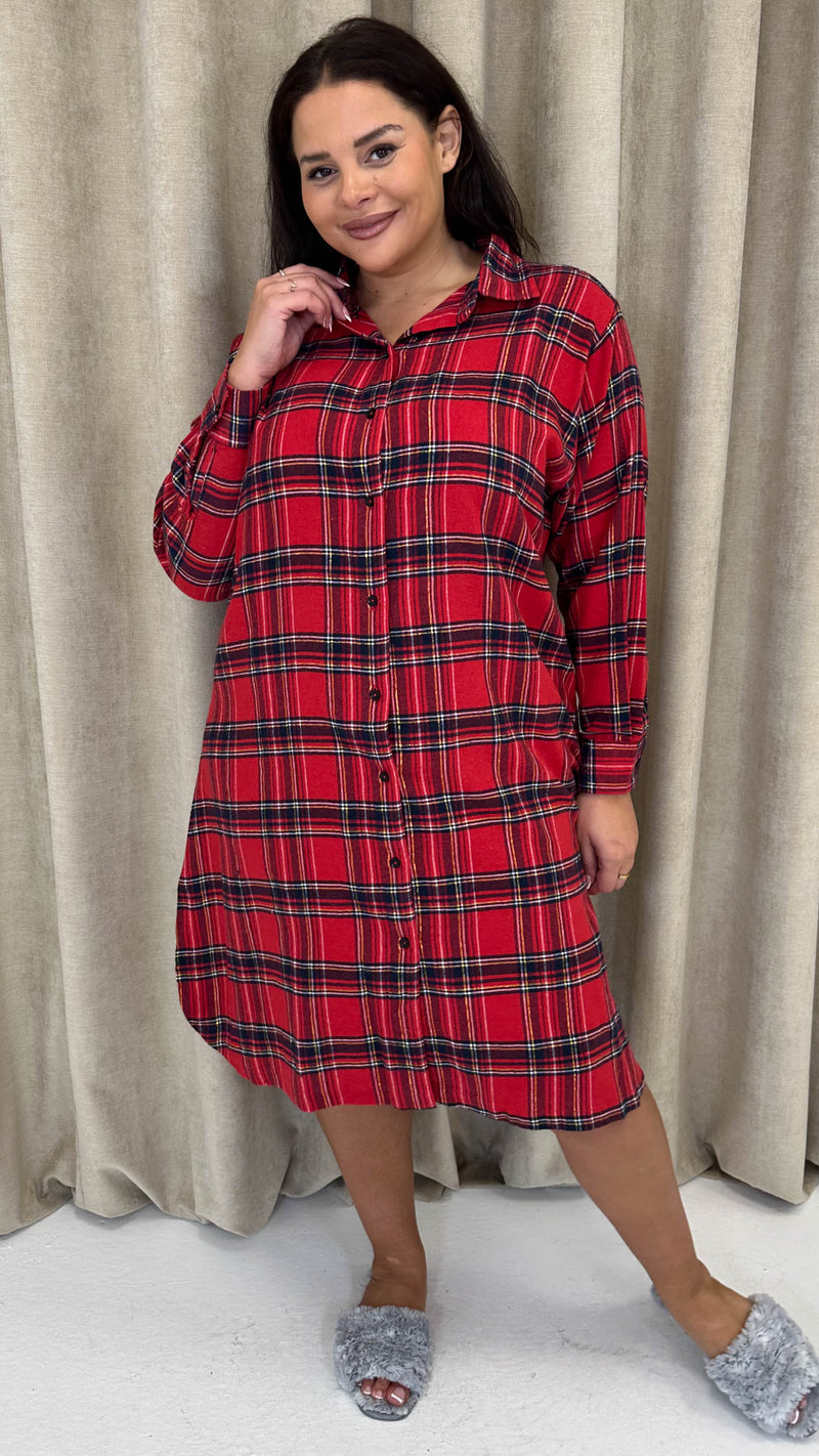 CurveWow Flannel Tartan Nightgown Red