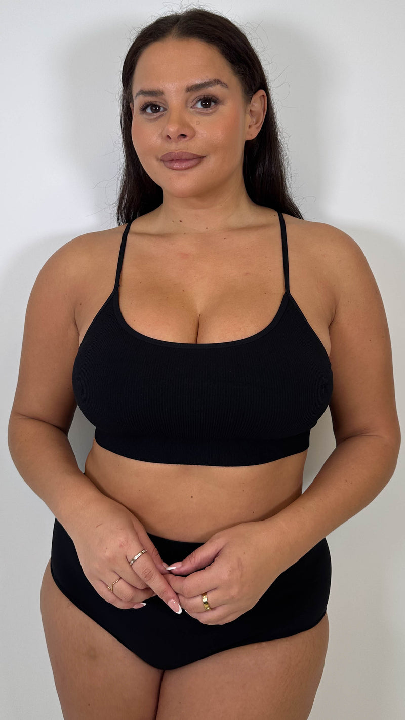 Ribbed Seam-Free Bralette Black