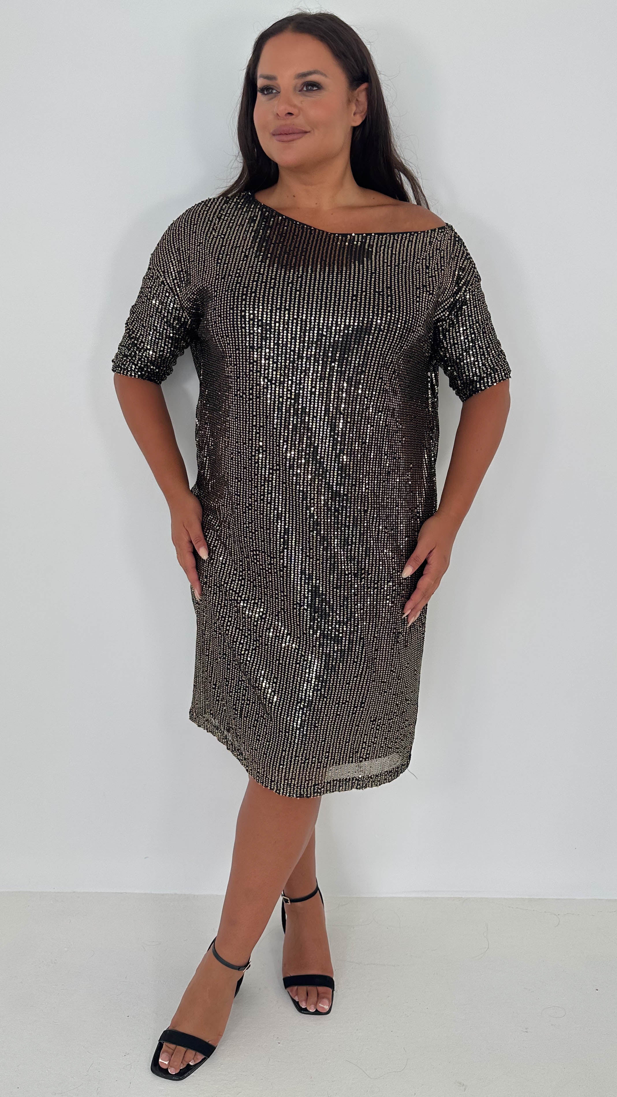CurveWow Sequin Midi Black & Gold