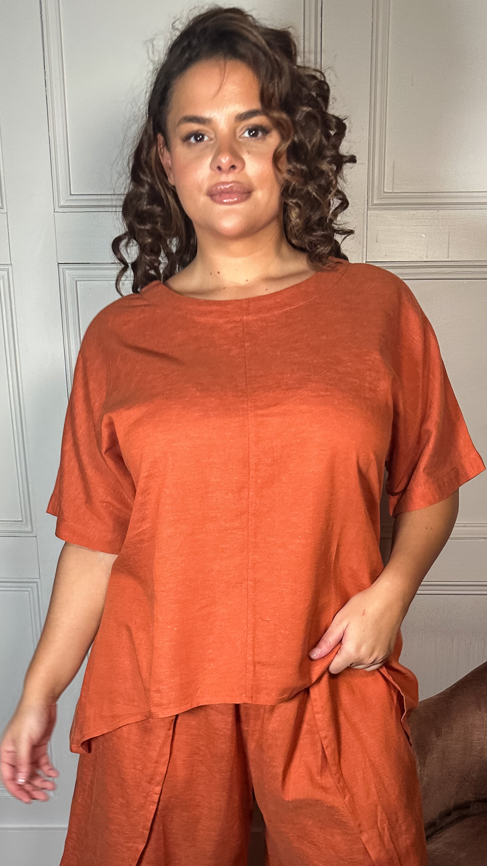 CurveWow Dip Hem Oversized Top Rust