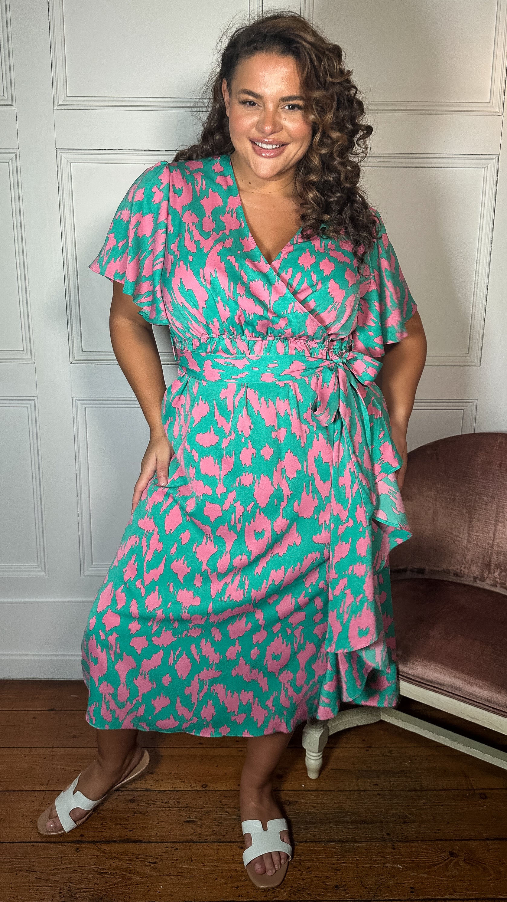 CurveWow Frill Angel Sleeve Wrap Midi Dress Green Animal Curvewow CurveWow Frill Angel Sleeve Wrap Midi Dress Green Animal Curvewow