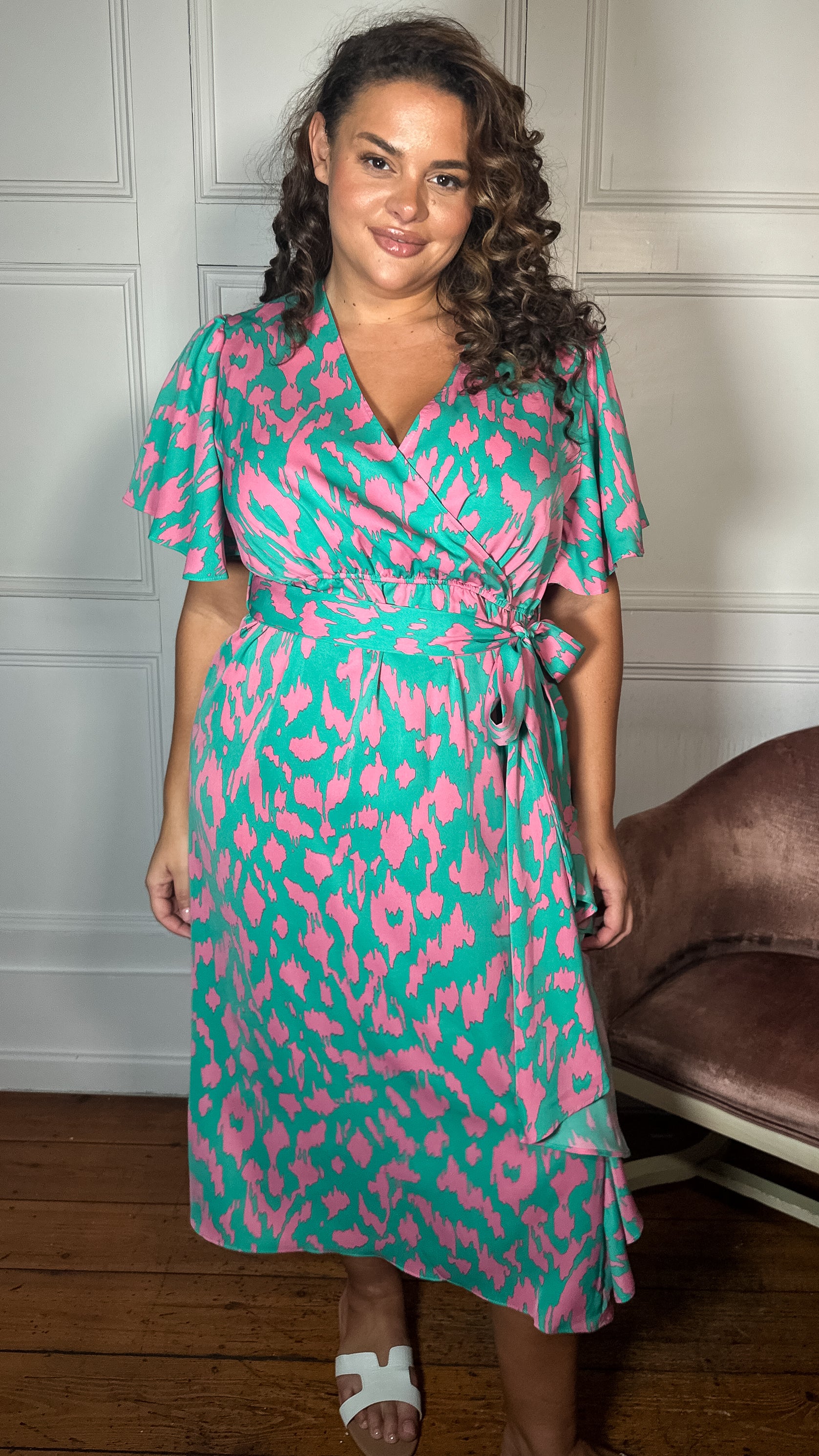 CurveWow Frill Angel Sleeve Wrap Midi Dress Green Animal Curvewow CurveWow Frill Angel Sleeve Wrap Midi Dress Green Animal Curvewow