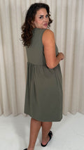 CurveWow Basic Sleeveless Pocket Dress Khaki