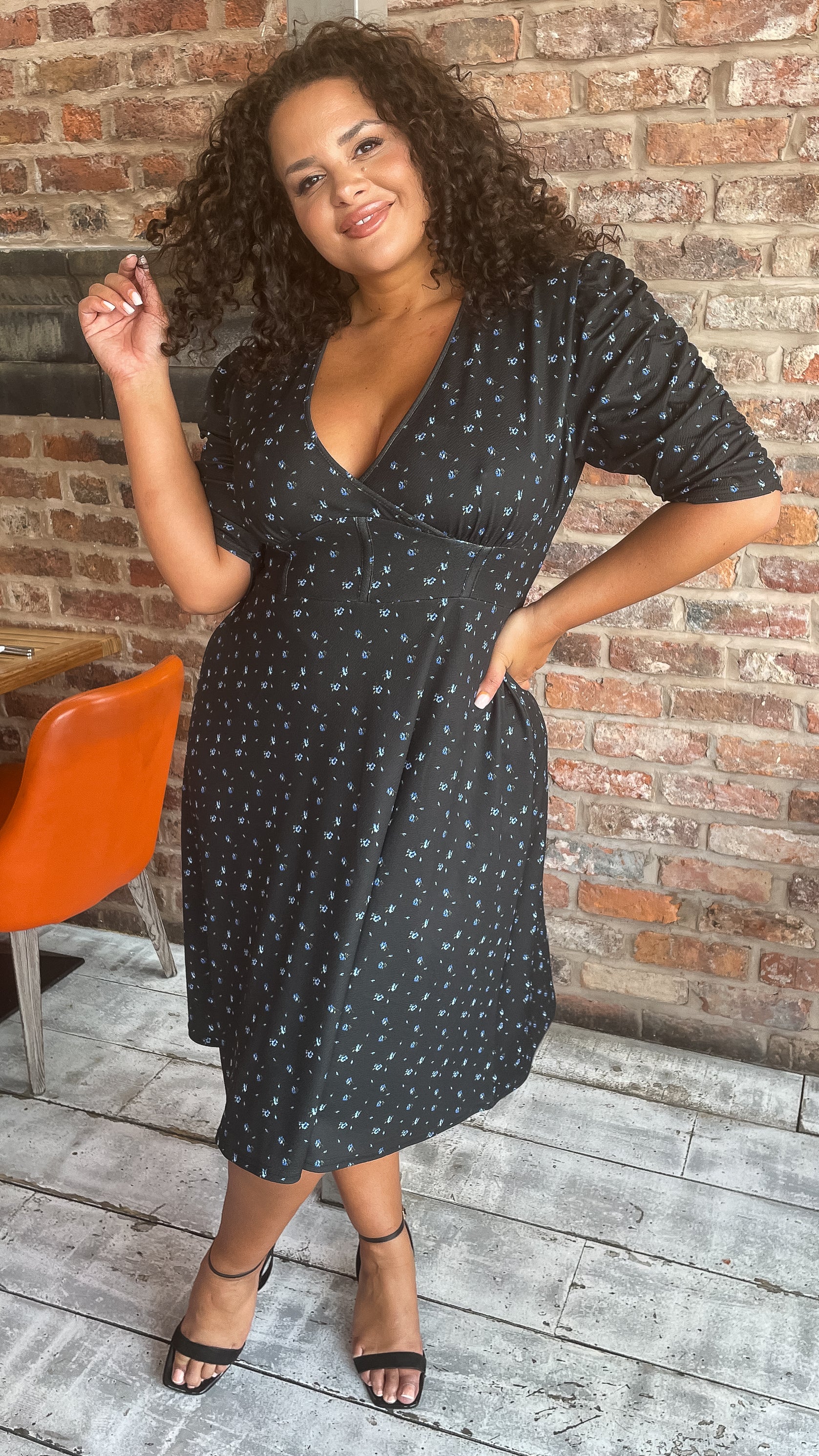 CurveWow Corset Waist Wrap Dress Blue Ditsy Floral