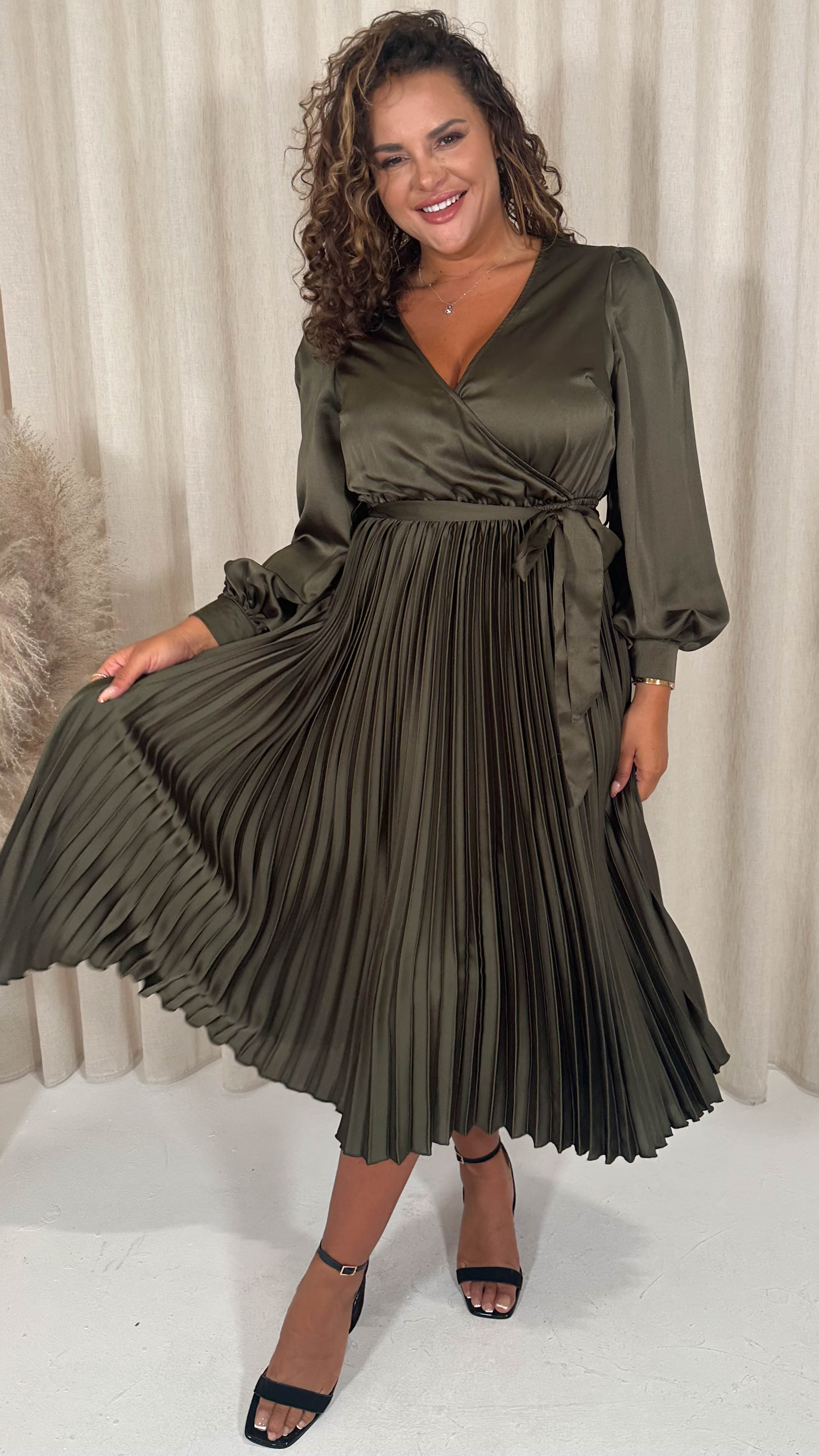 CurveWow Pleated Midi Dress Dark Khaki