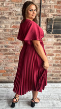 CurveWow Pleated Short Sleeve Dress Wine