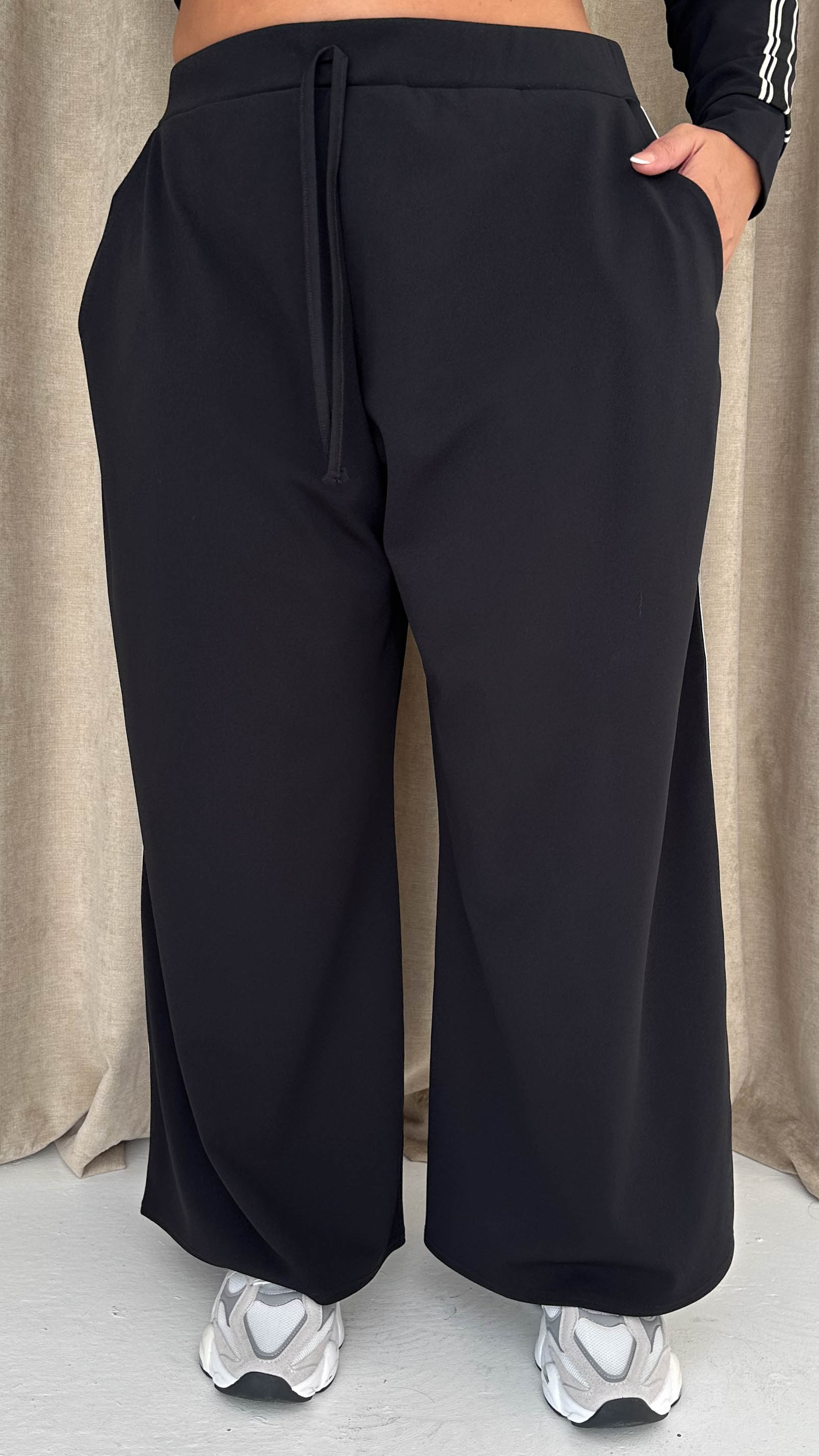 CurveWow Tape Wide Leg Trouser Black