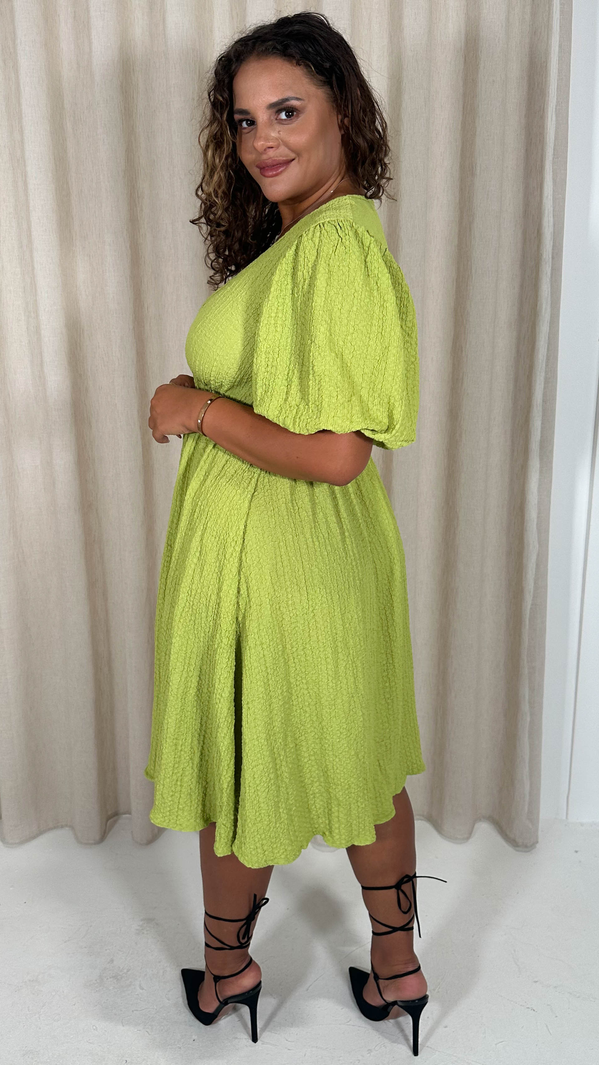 CurveWow Texture V Neck Midi Dress Lime