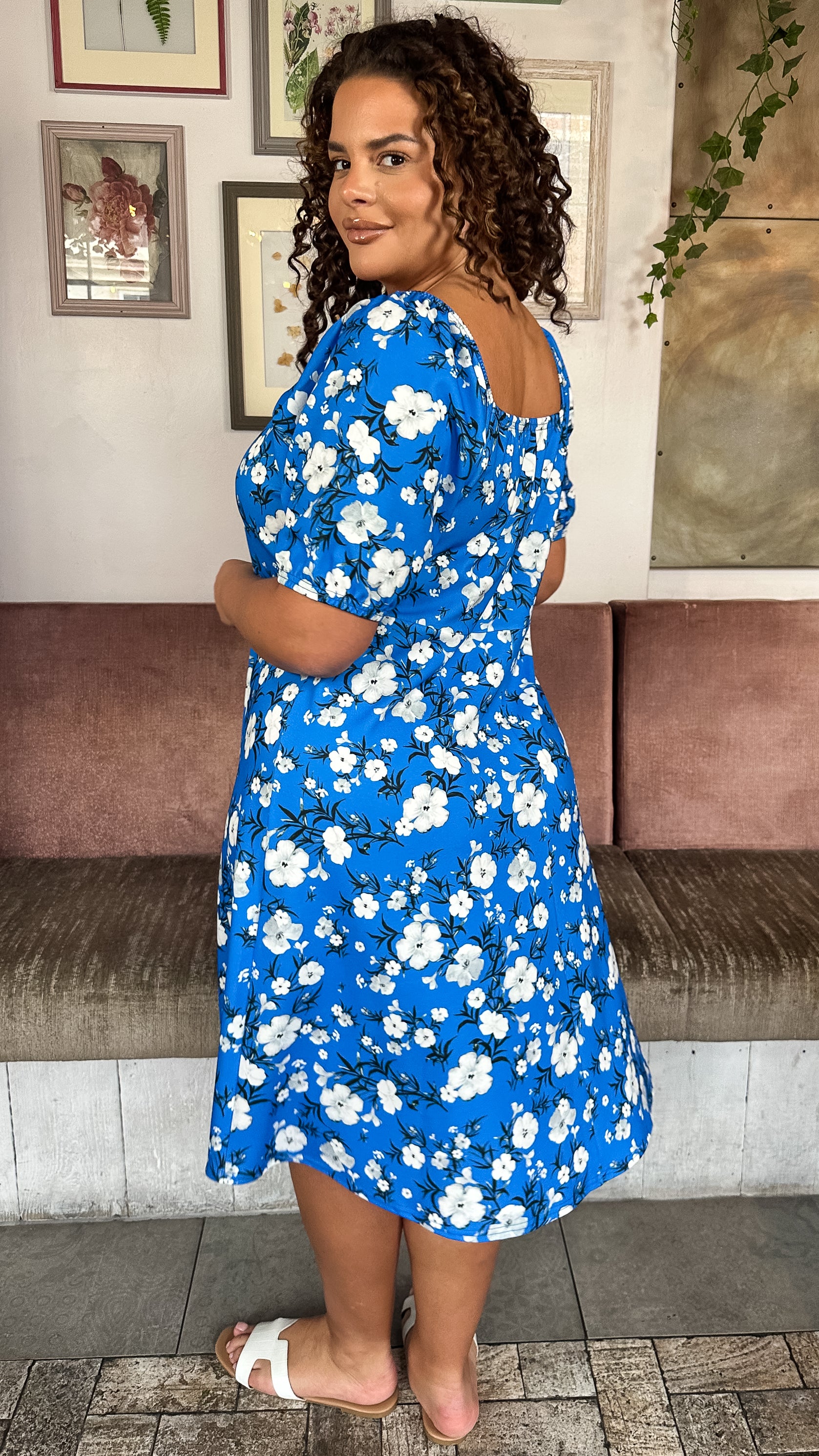 CurveWow Milkmaid Midi Dress Blue Floral – Curvewow