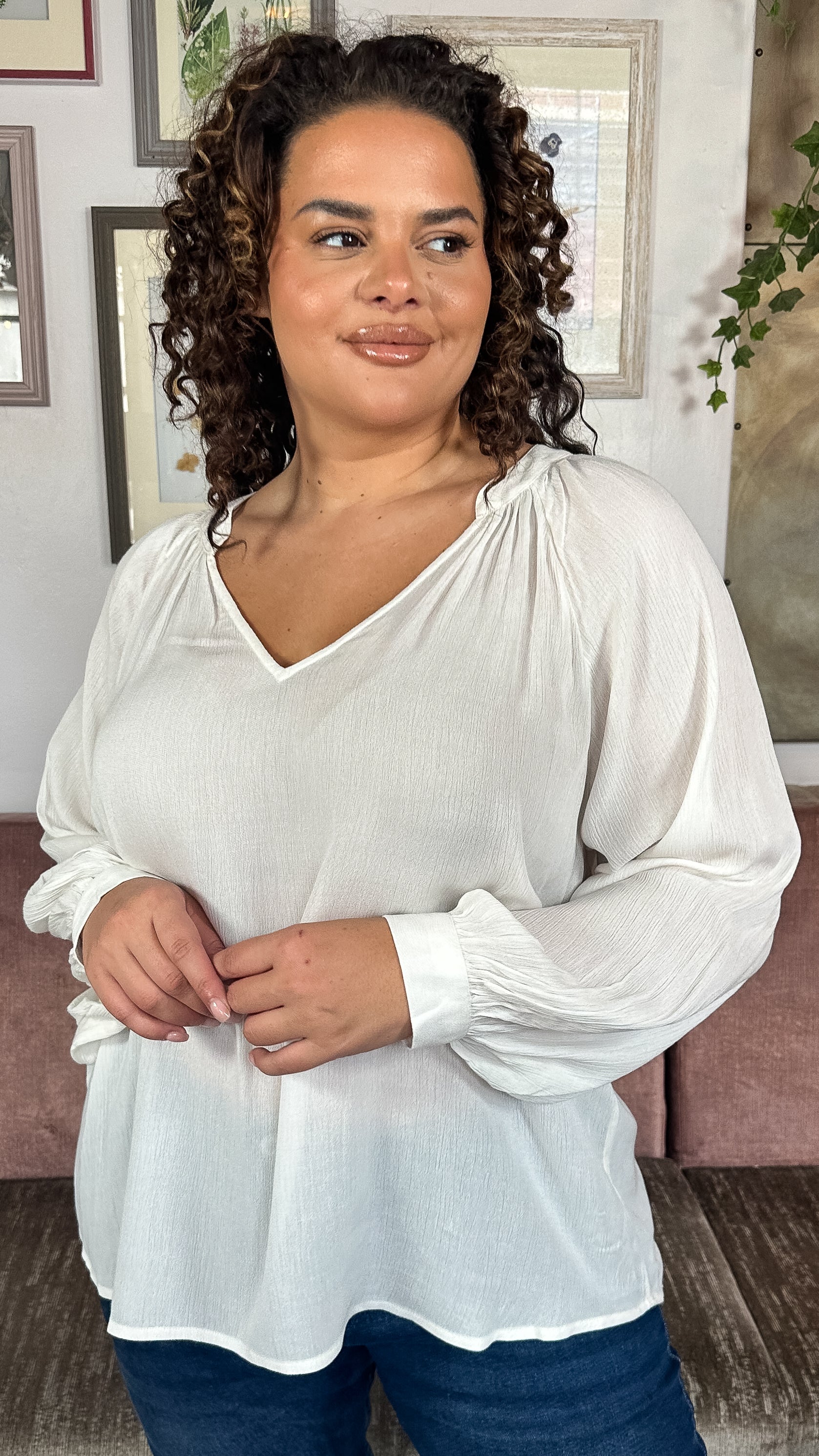 CurveWow Cheese Cloth Vneck Top White