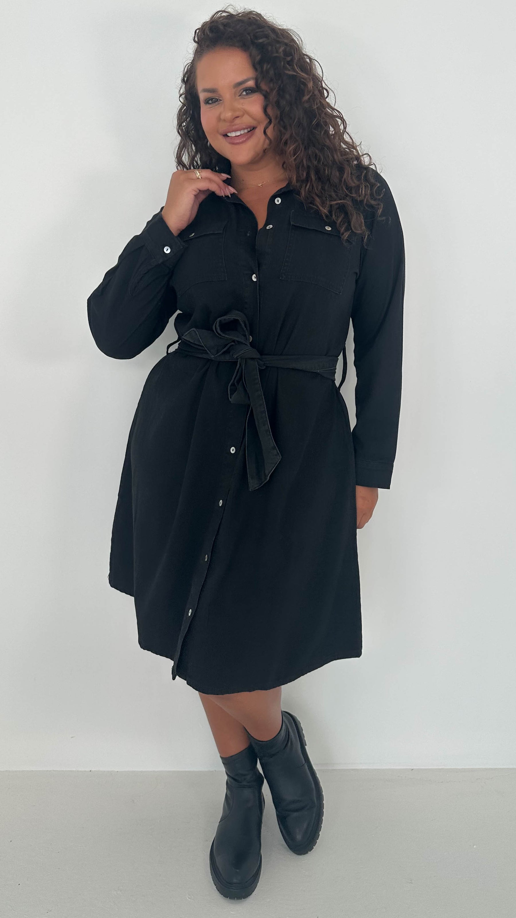 CurveWow Denim Belted Oversized Shirt Dress Black Wash Curvewow CurveWow Denim Belted Oversized Shirt Dress Black Wash Curvewow