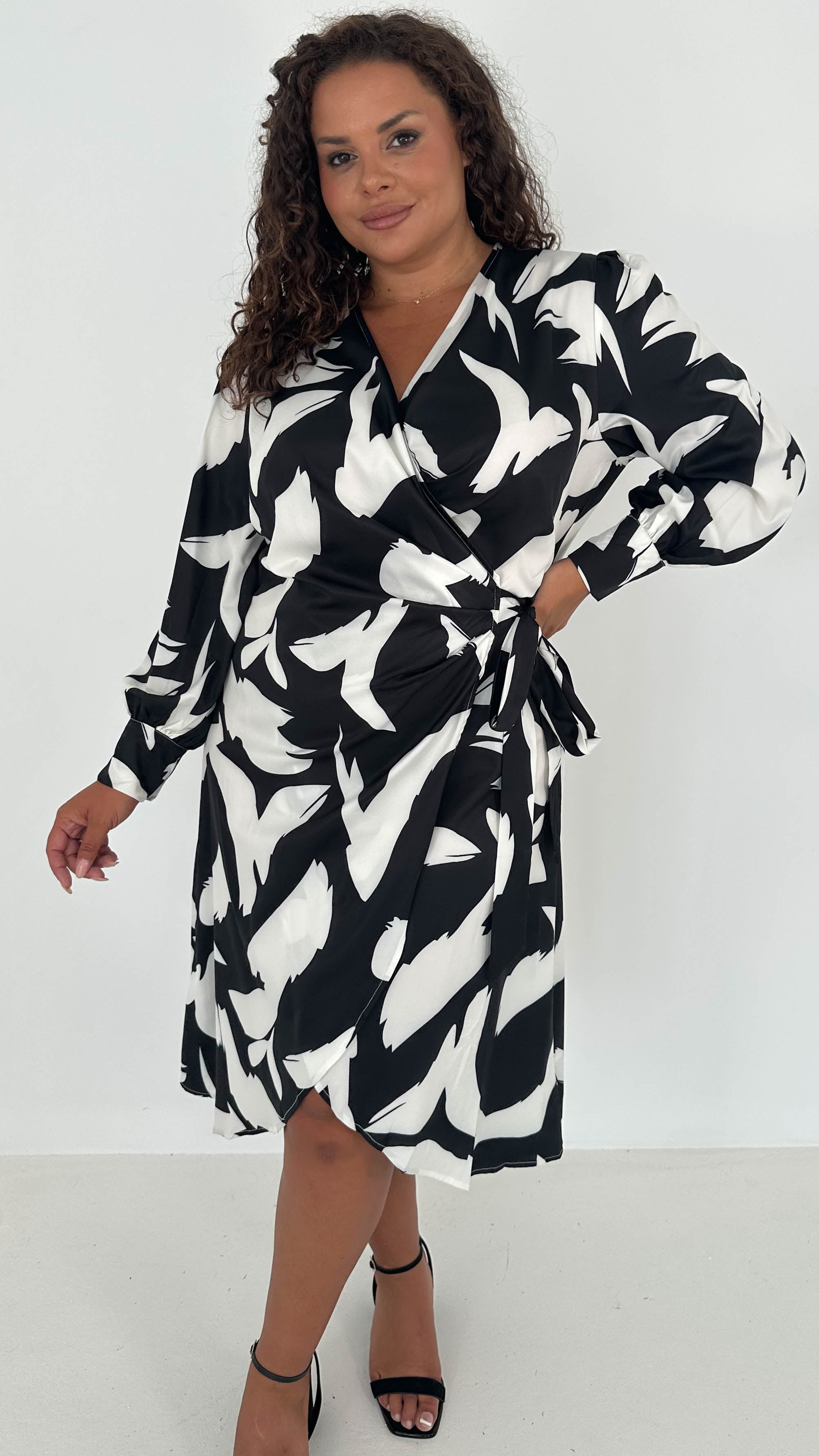 CurveWow Wrap Tie Side Midi Dress Mono Print