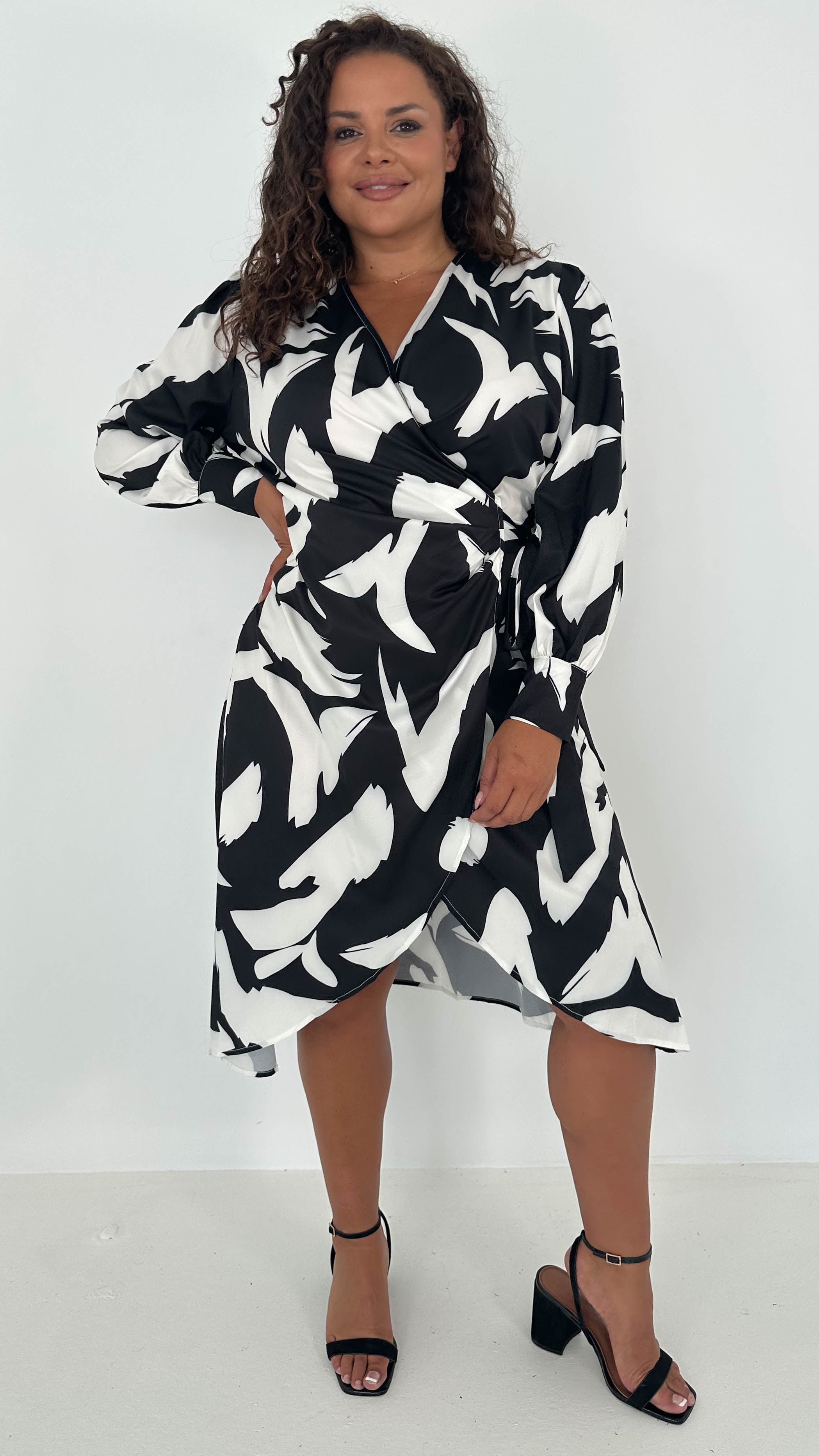 CurveWow Wrap Tie Side Midi Dress Mono Print
