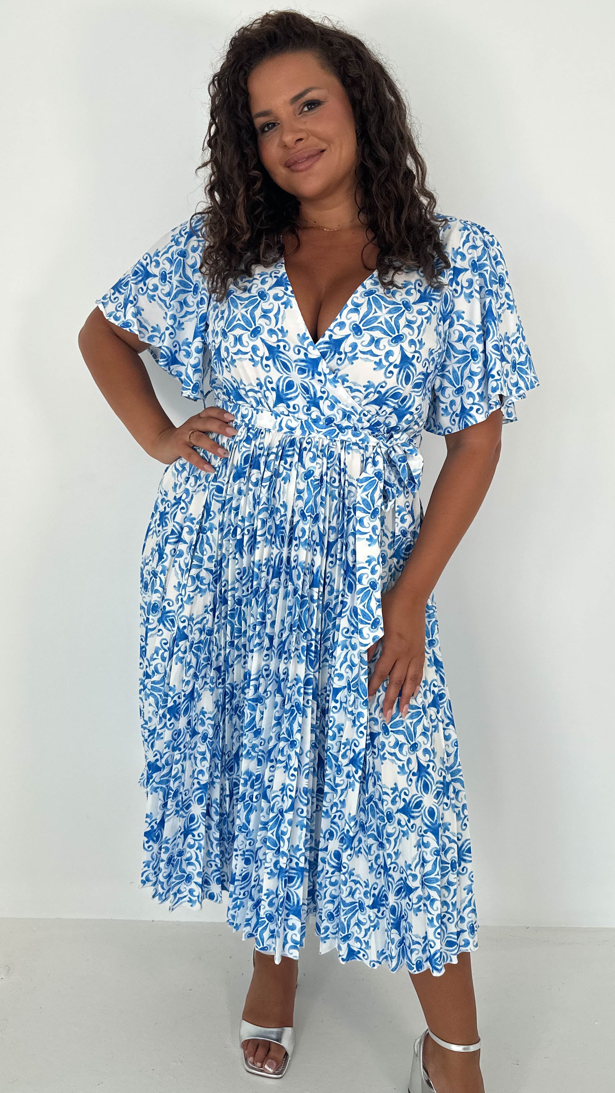 CurveWow Short Sleeve Pleated Wrap Dress Blue Print