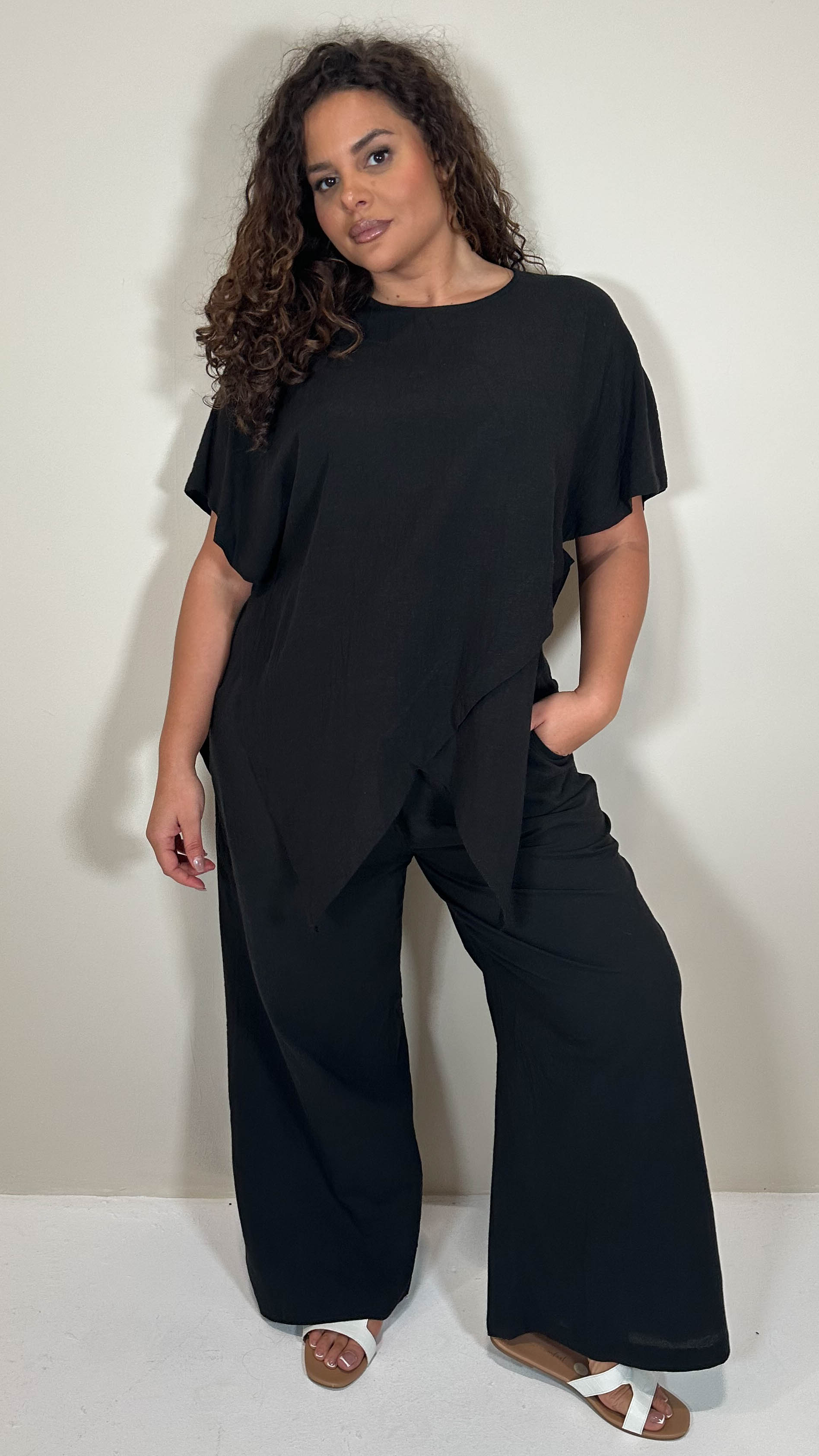 CurveWow Asymmetric Top Black