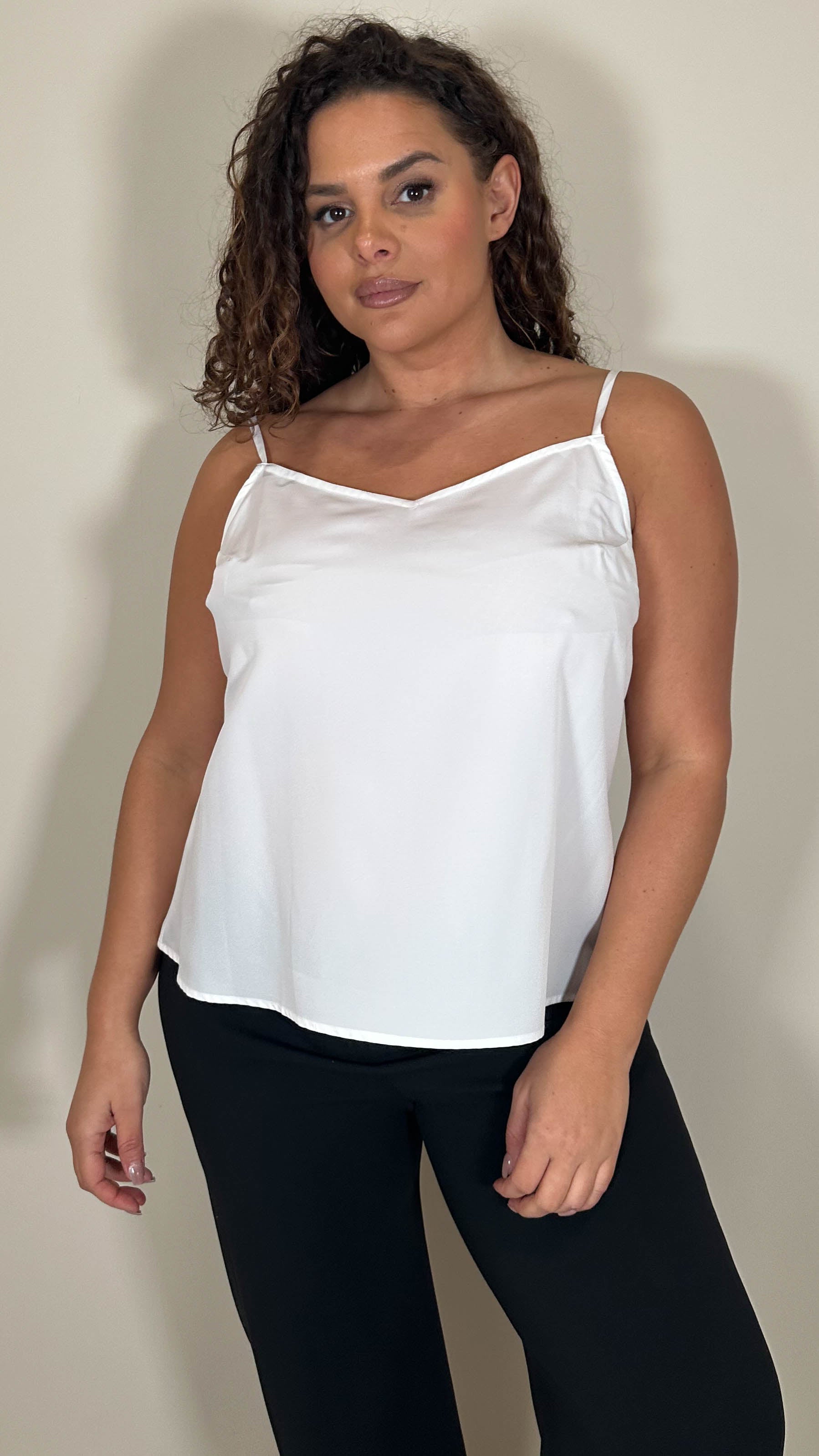 CurveWow Basic Woven Swing Vest White