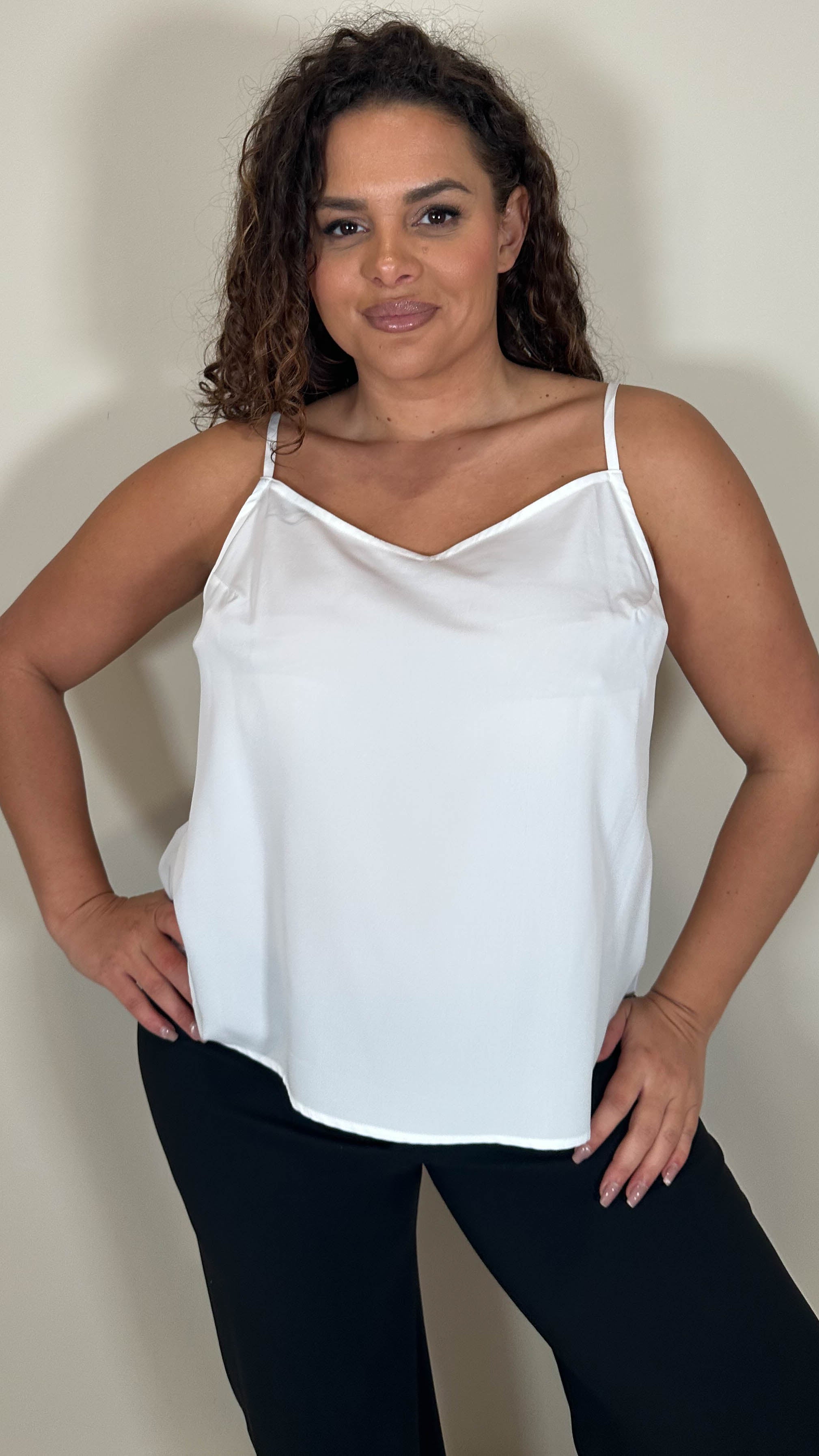 CurveWow Basic Woven Swing Vest White