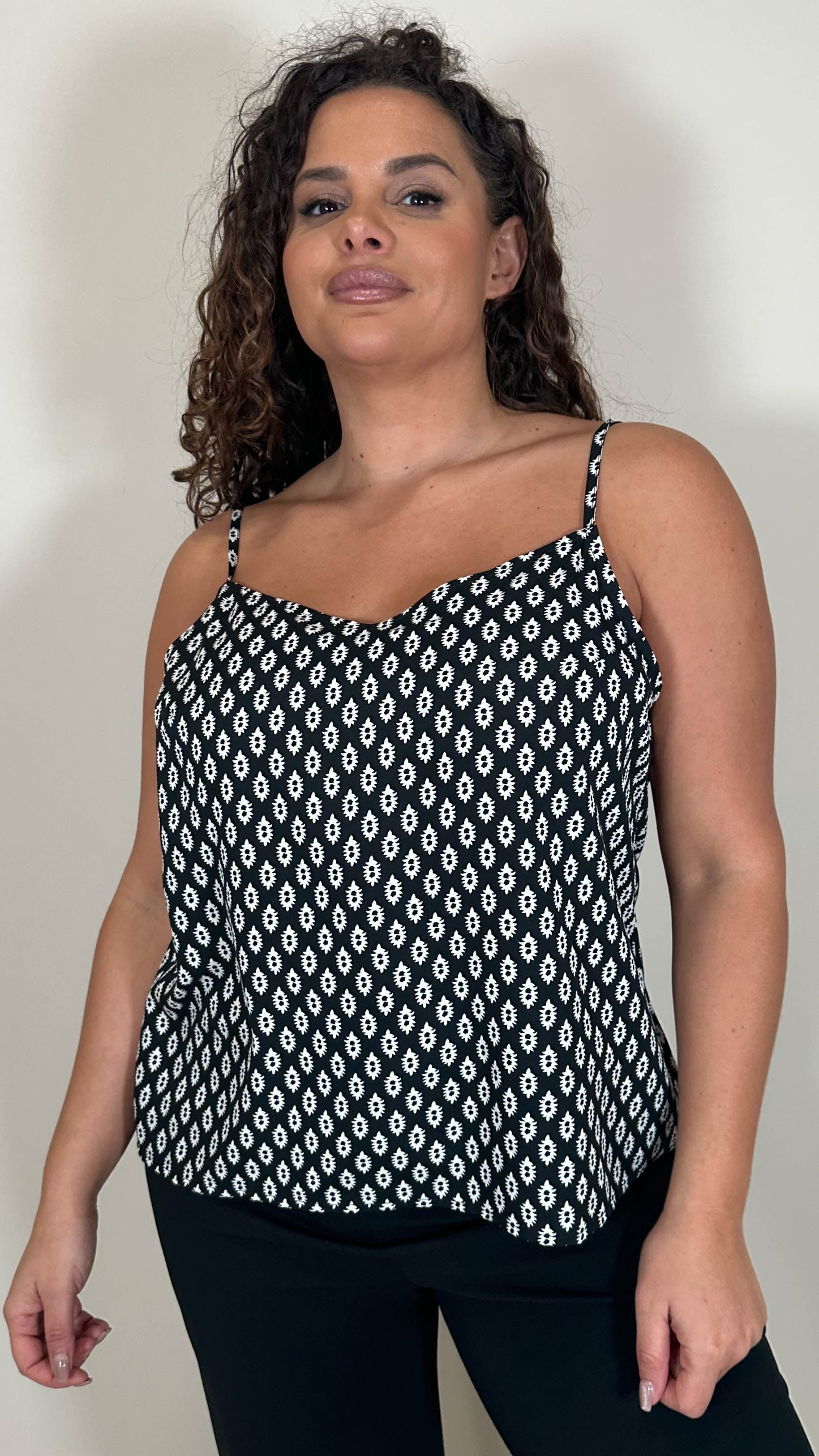 CurveWow Basic Woven Swing Vest Mono Geo