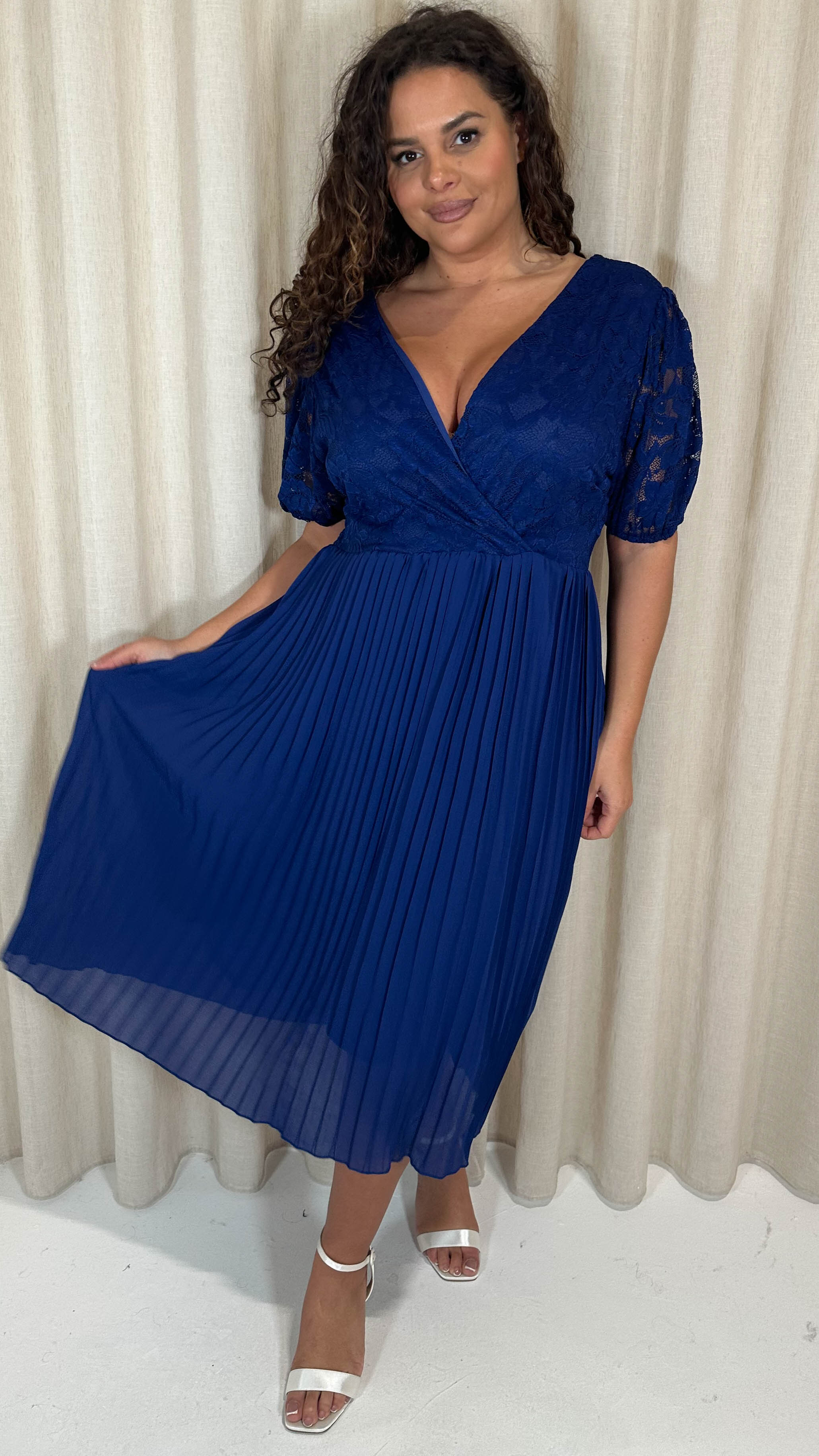 CurveWow V-Neck Lace Top Pleat Dress Navy