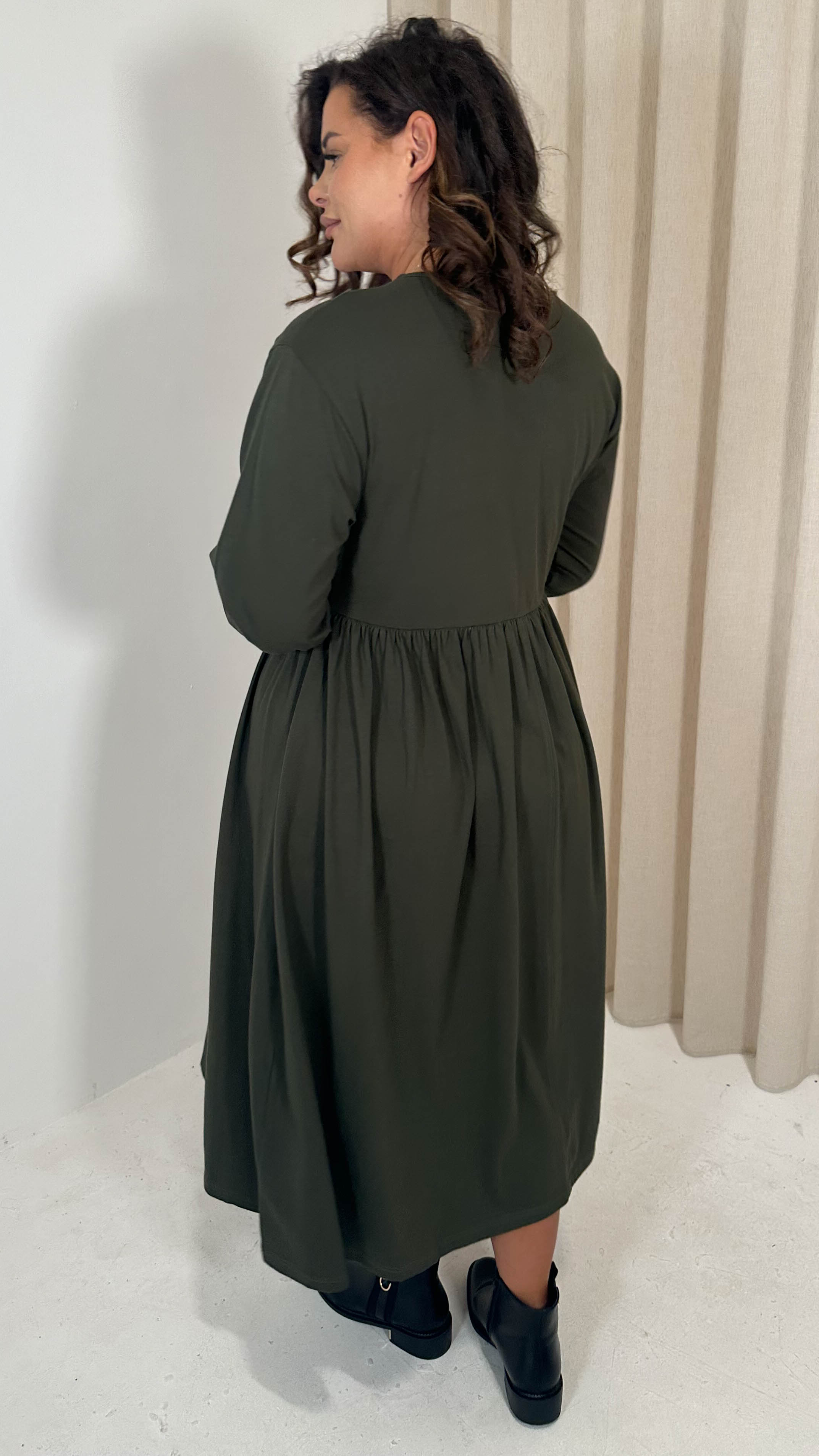 CurveWow Long Sleeve Elasticated Waist Midi Dress Khaki