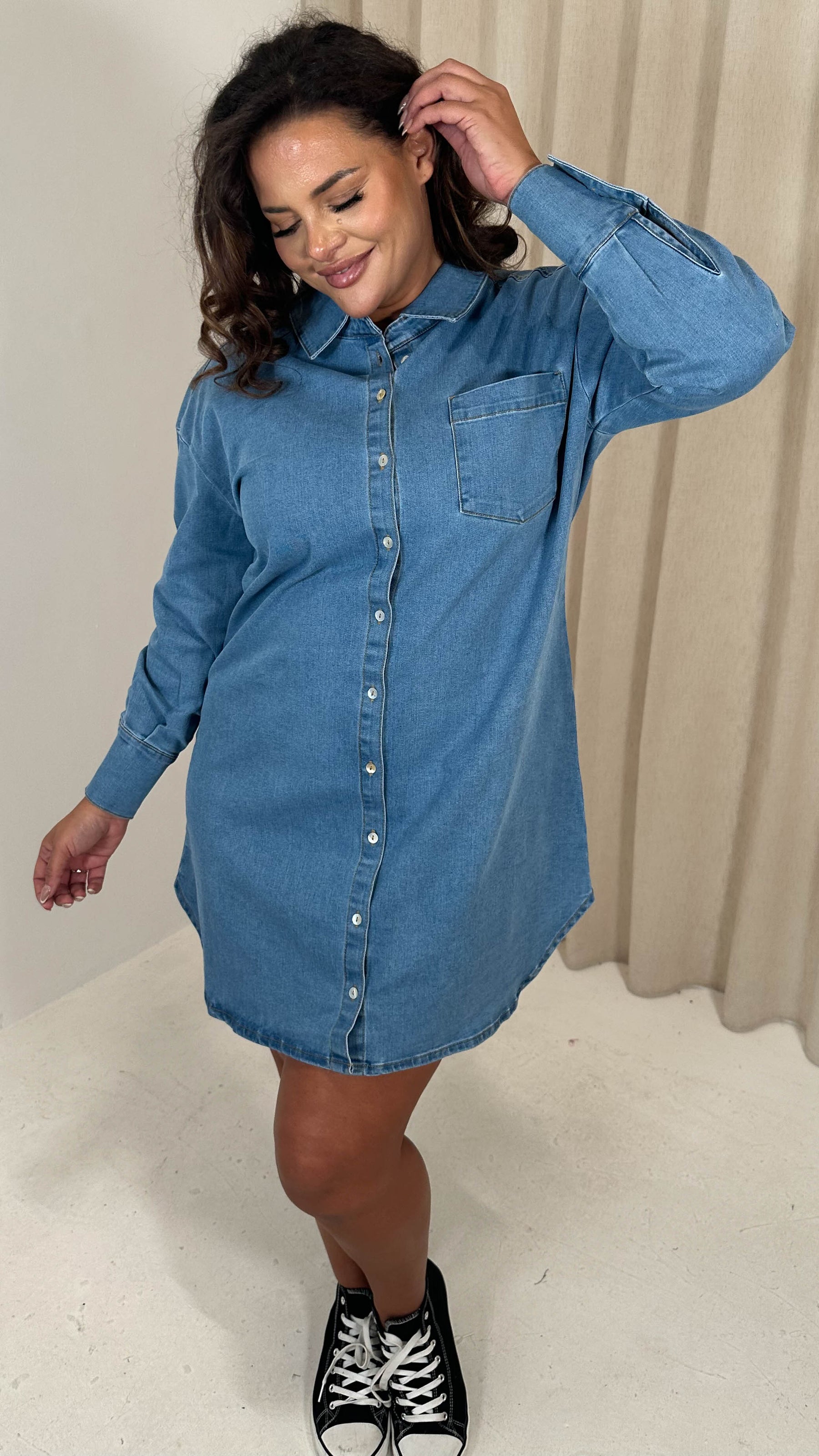 CurveWow Washed Look Denim Shirt Dress Mid Blue Curvewow CurveWow Washed Look Denim Shirt Dress Mid Blue Curvewow