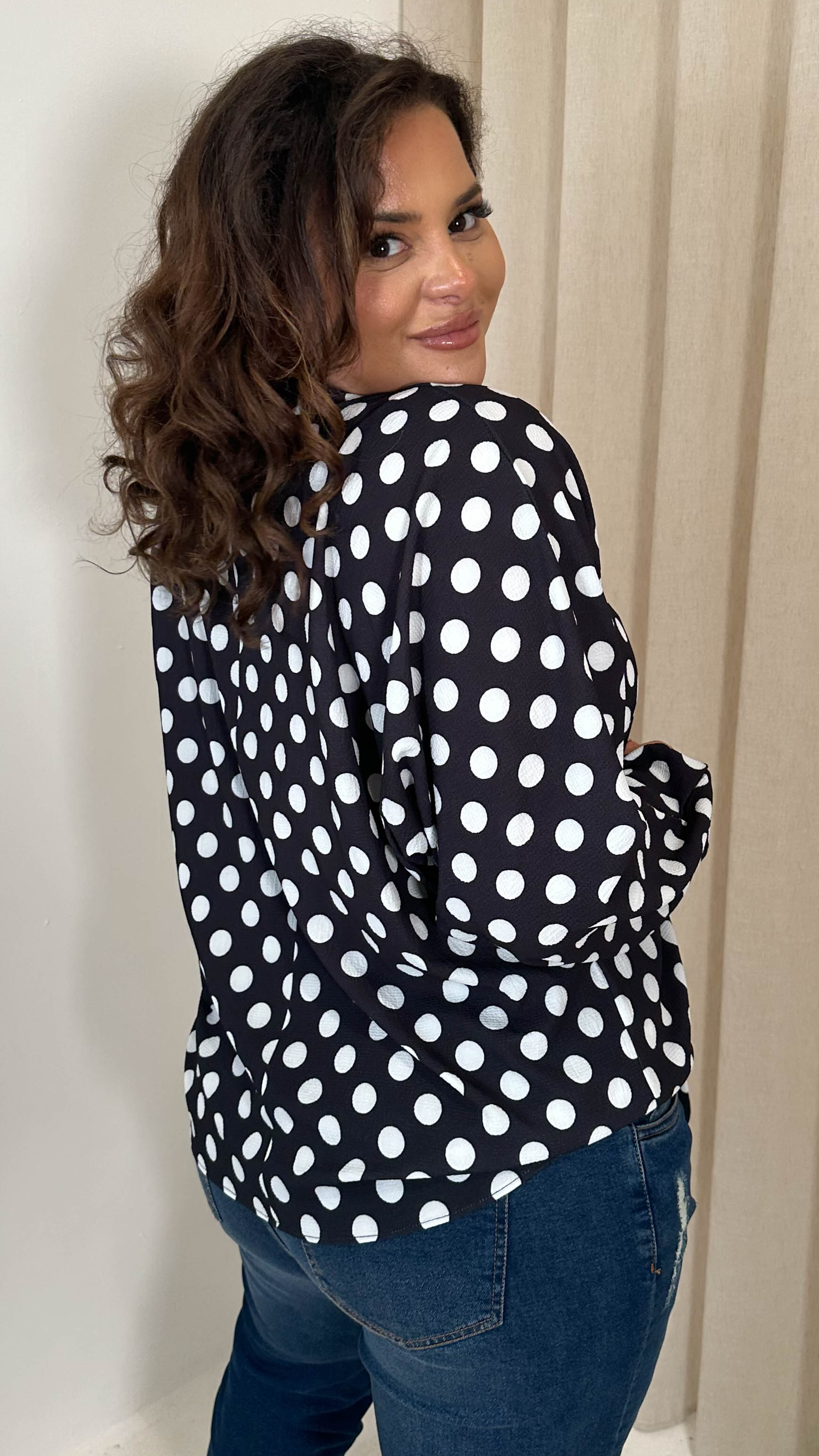 CurveWow Long Sleeve Tie Front Shirt White Polka Dot